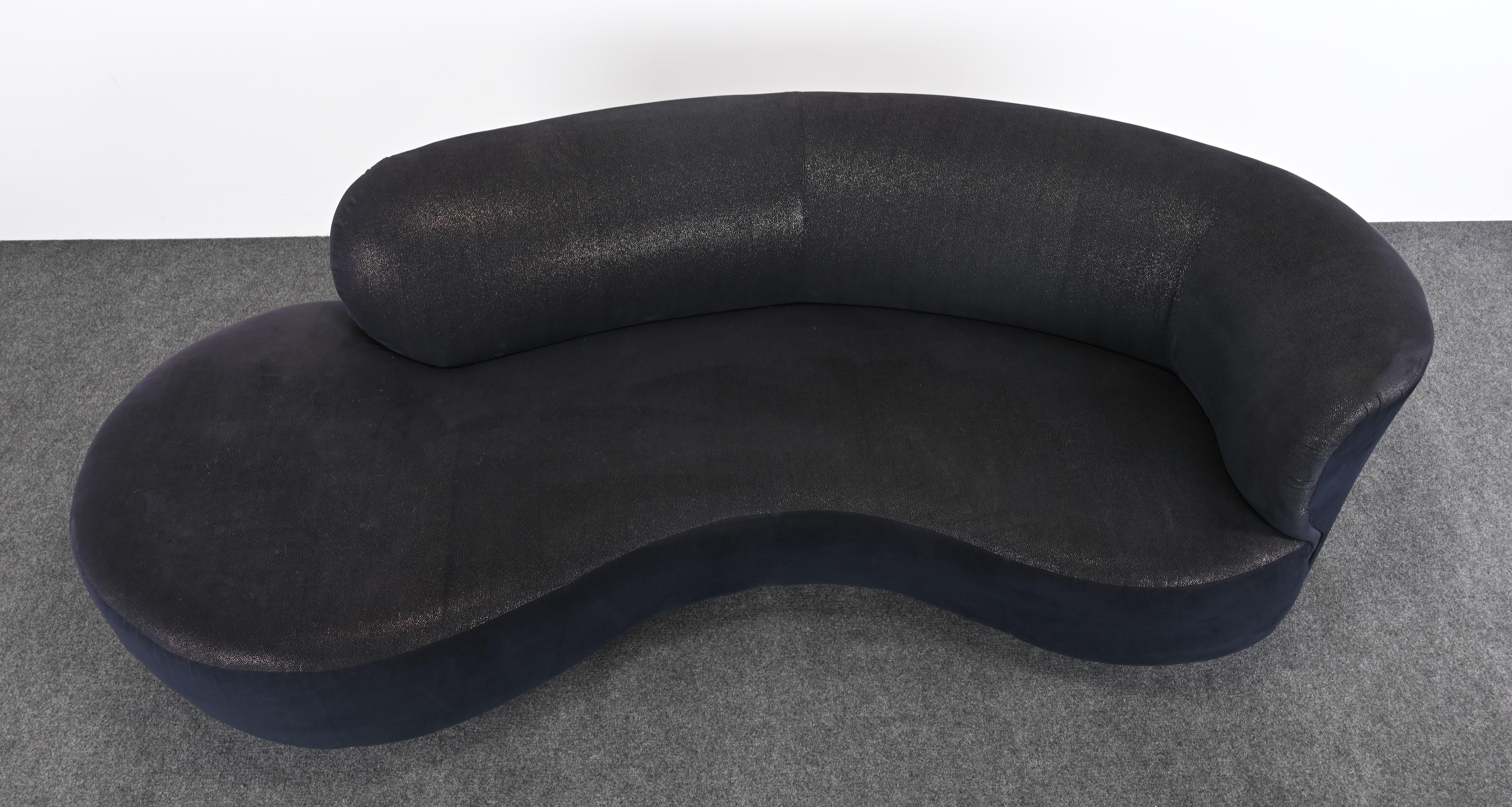 American Serpentine Cloud Sofa in the manner of Vladimir Kagan, 1990s For Sale