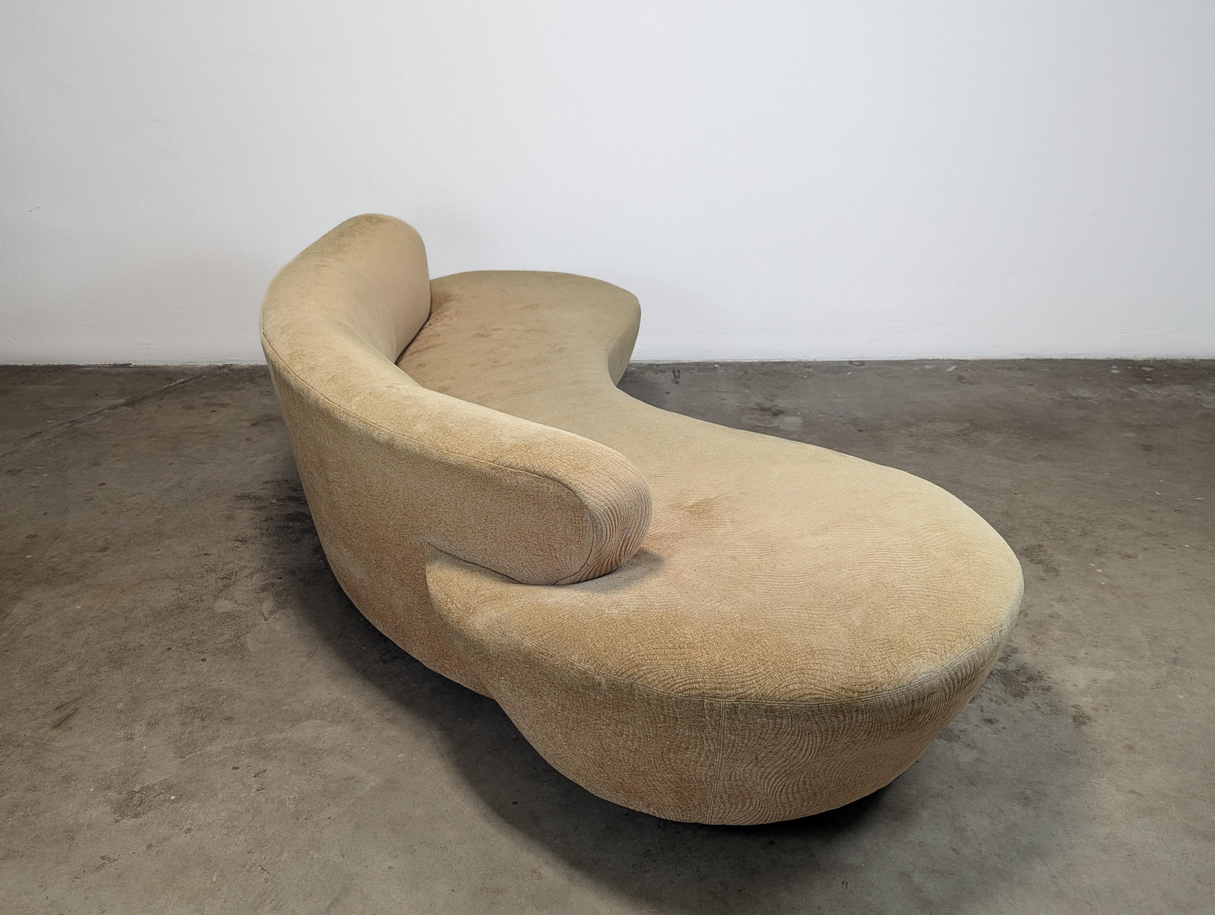 Vladimir Kagan Sofá Nube Serpentina para Direccional en venta 3