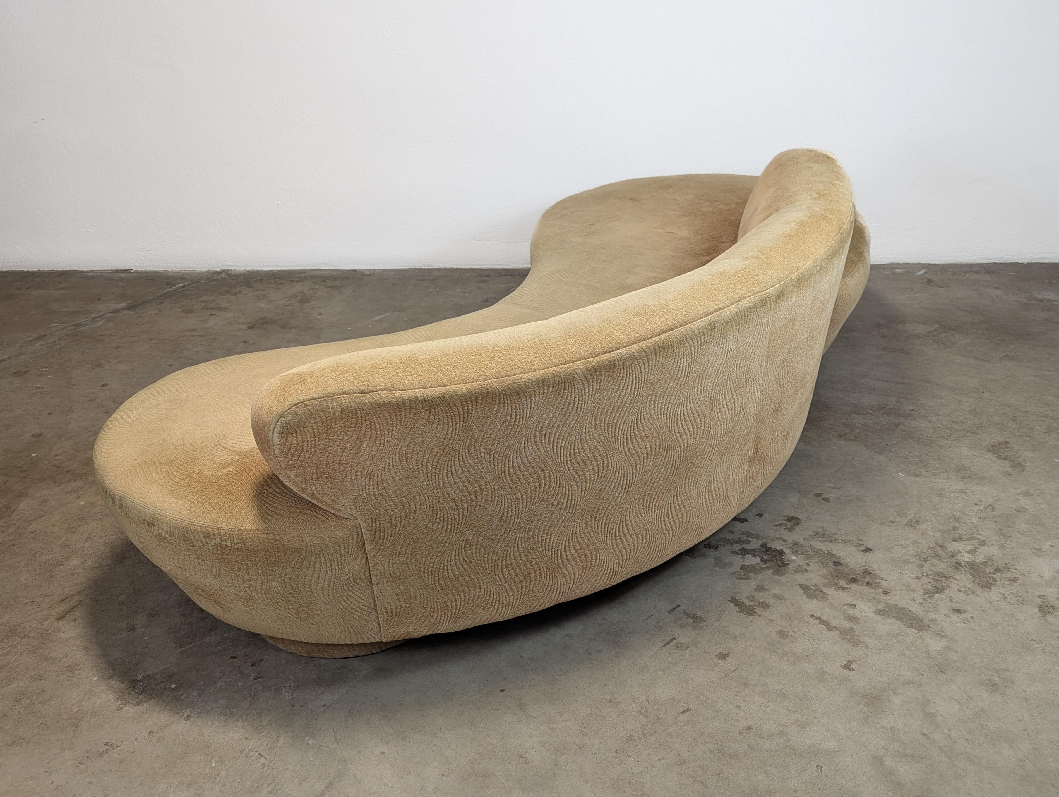 Vladimir Kagan Sofá Nube Serpentina para Direccional en venta 5