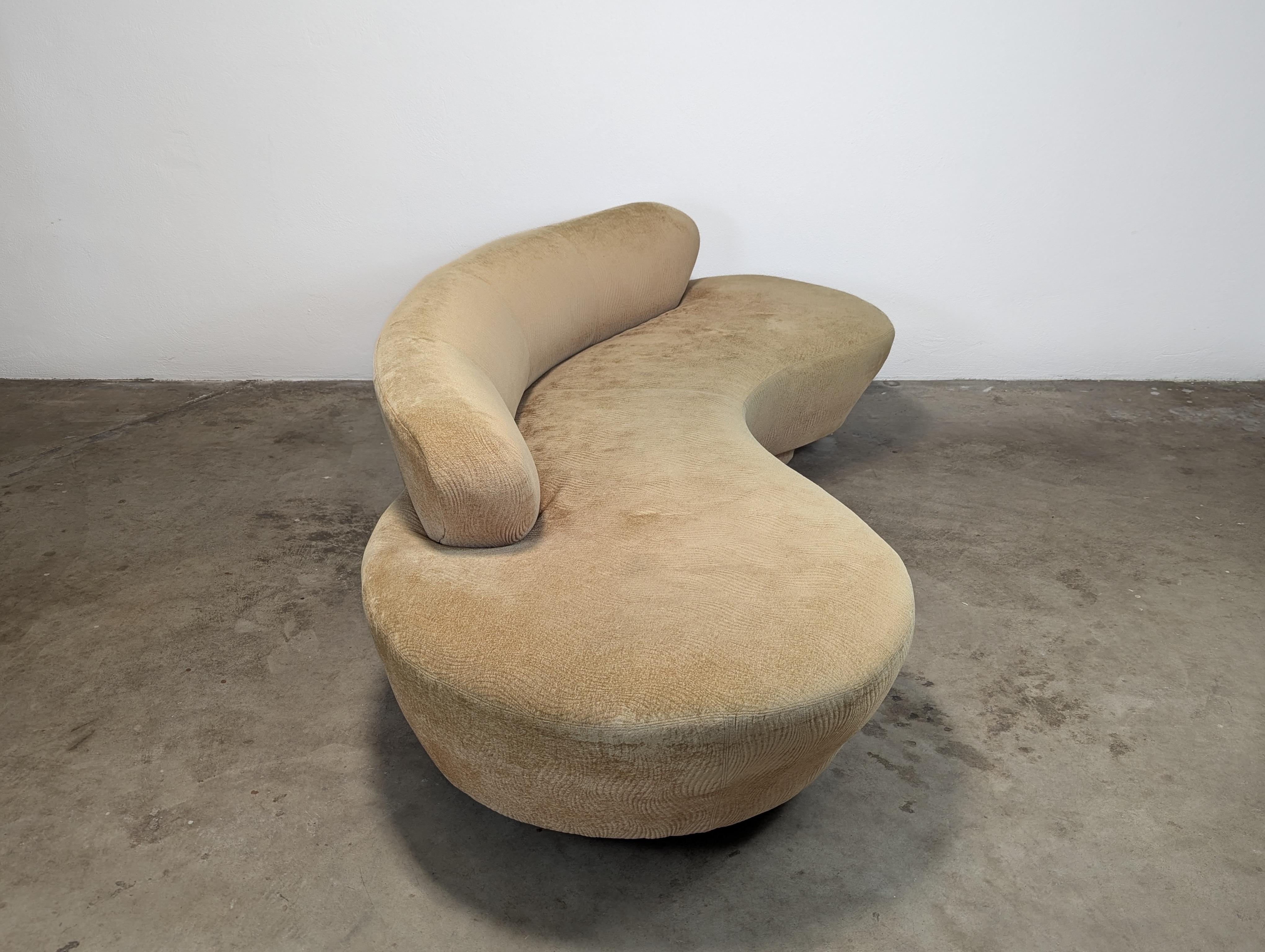 Vladimir Kagan Sofá Nube Serpentina para Direccional en venta 2