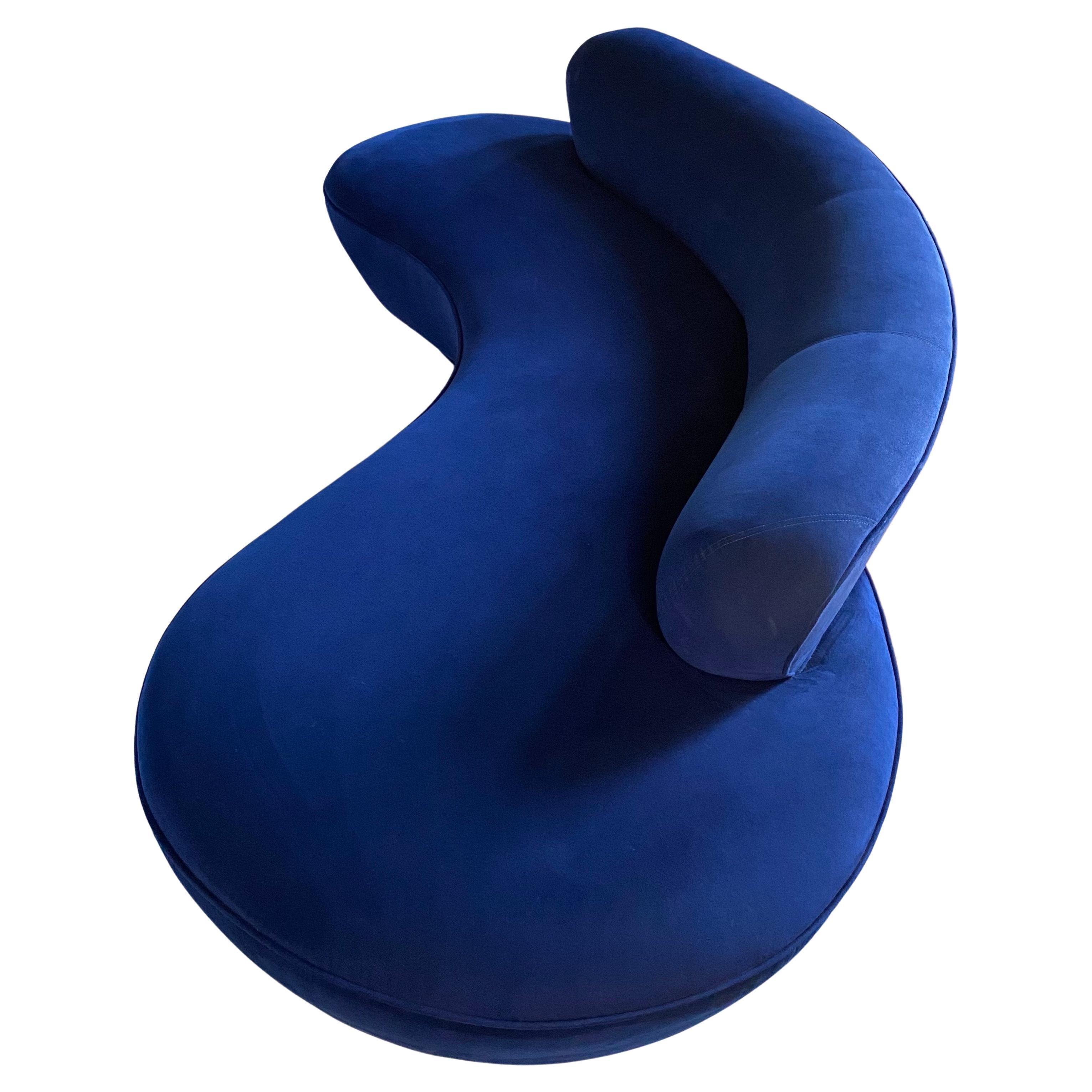 Ultrasuede Vladimir Kagan Serpentine Cloud Sofa for Directional, Signed  For Sale