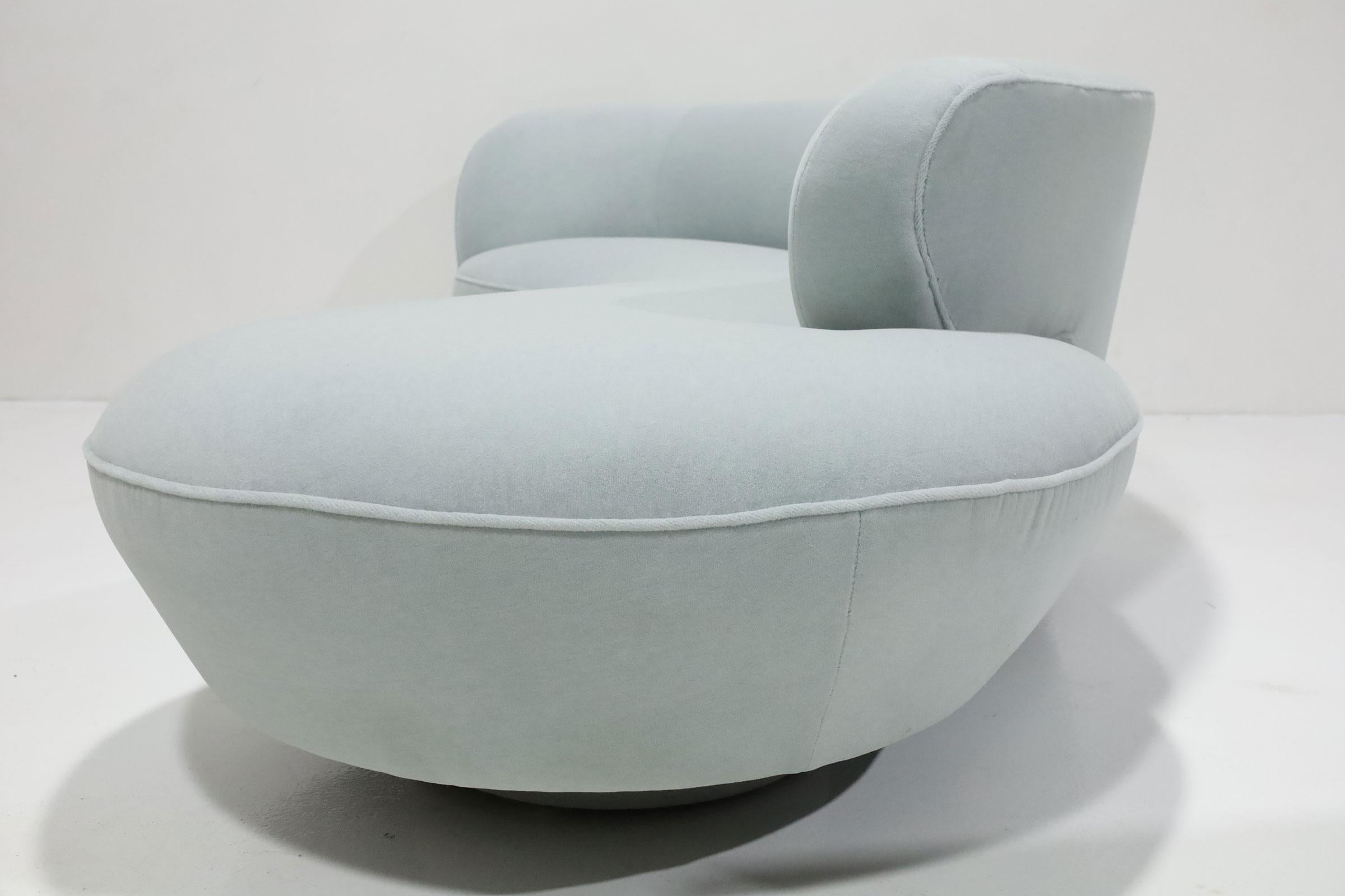 Américain Canapé Serpentine Cloud de Vladimir Kagan en mohair d'alpaga Holly Hunt en vente