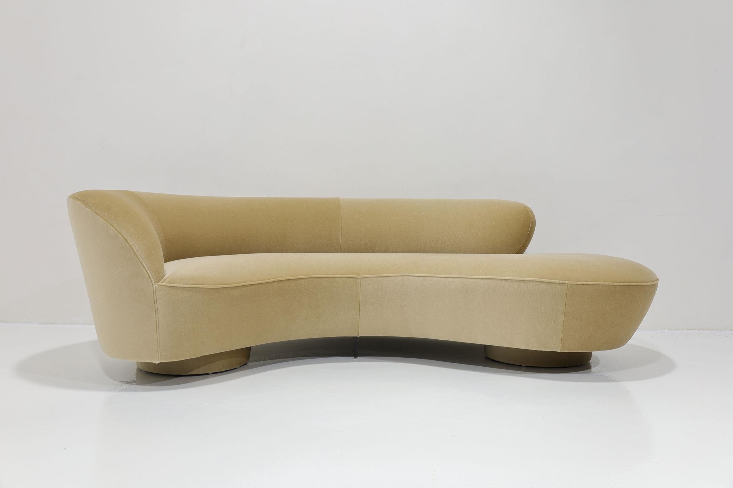 Vladimir Kagan serpentine sofa by Directional. Newly upholstered in a beautiful mohair fabric by Holly Hunt. 