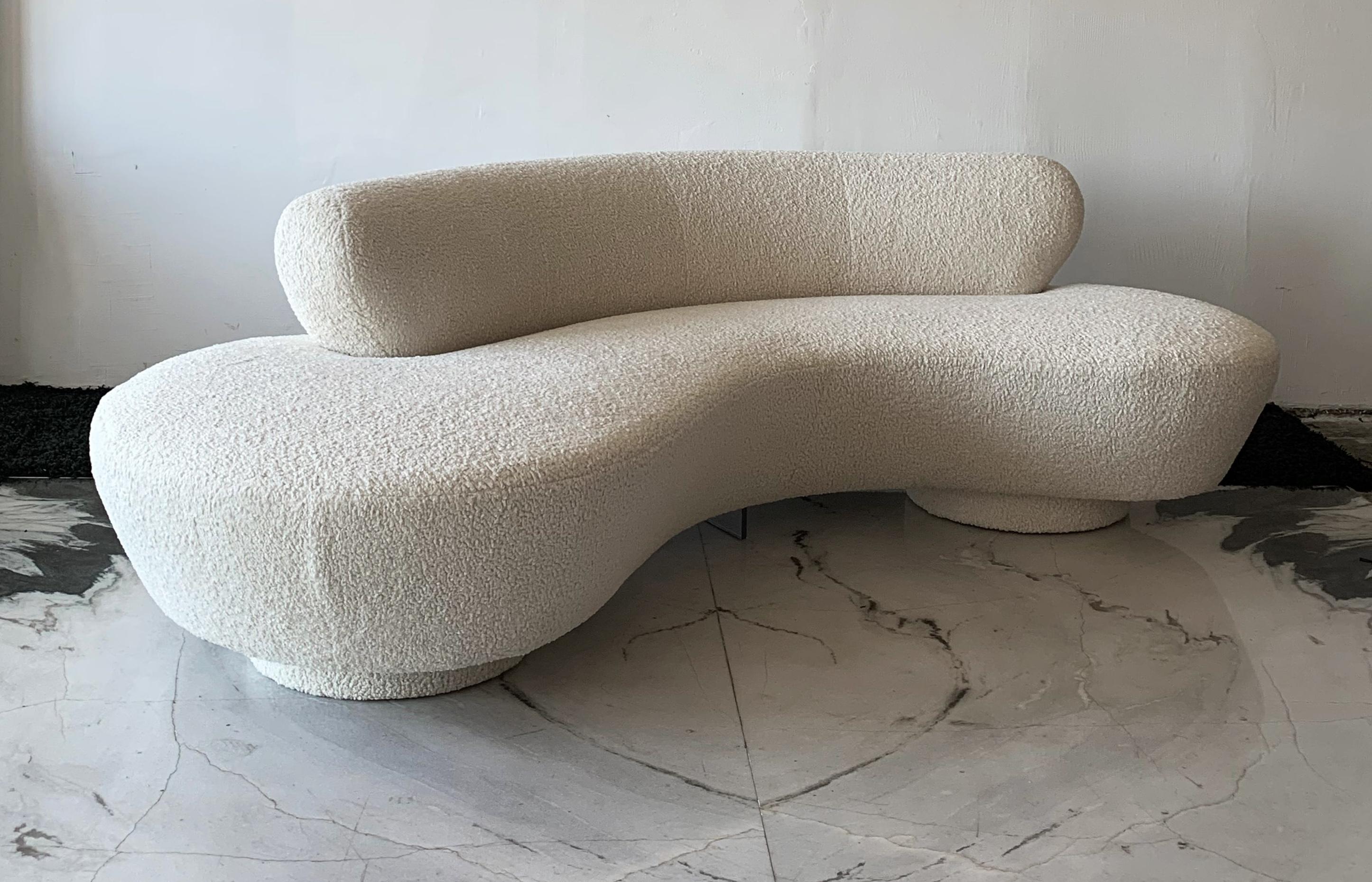Vladimir Kagan Serpentine Cloud Sofa Upholstered in Heavy Boucle 6