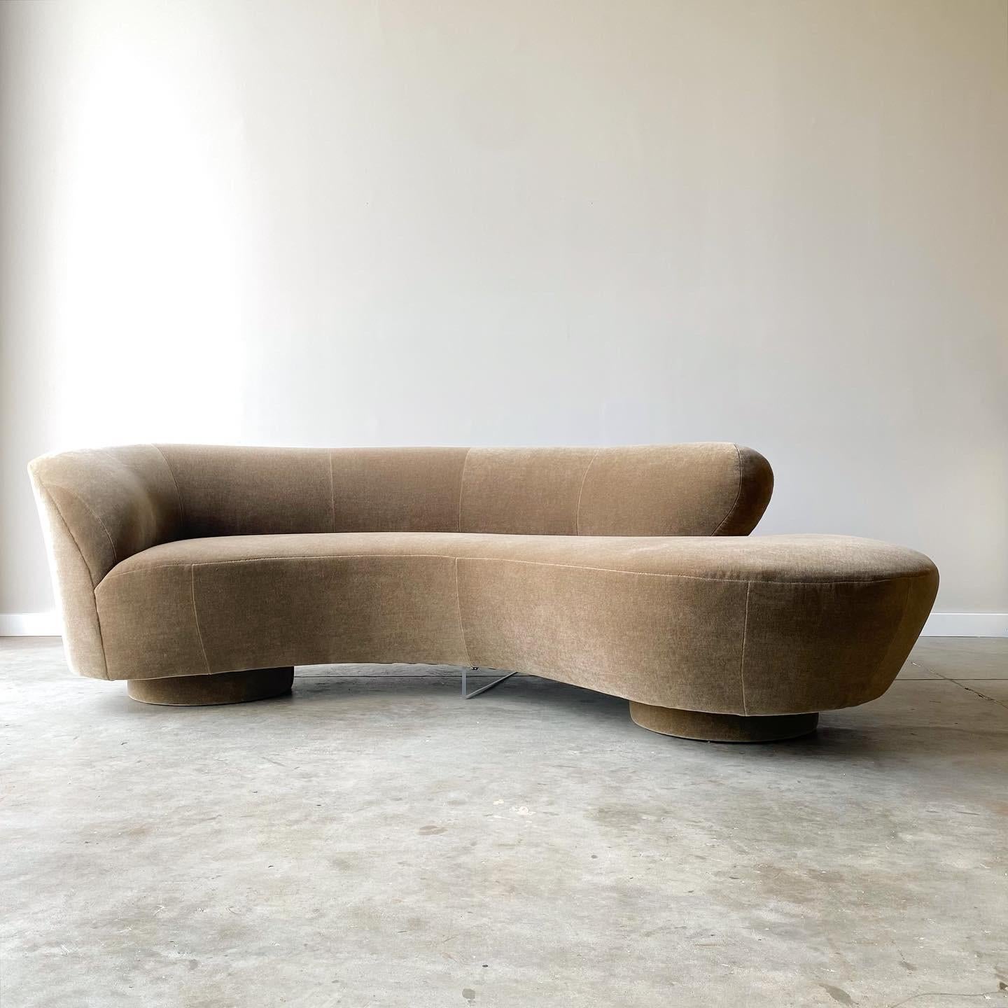 Vladimir Kagan Serpentine Sofa, Directional (Moderne der Mitte des Jahrhunderts)