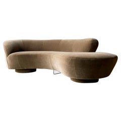 Vladimir Kagan Serpentine Sofa, Directional