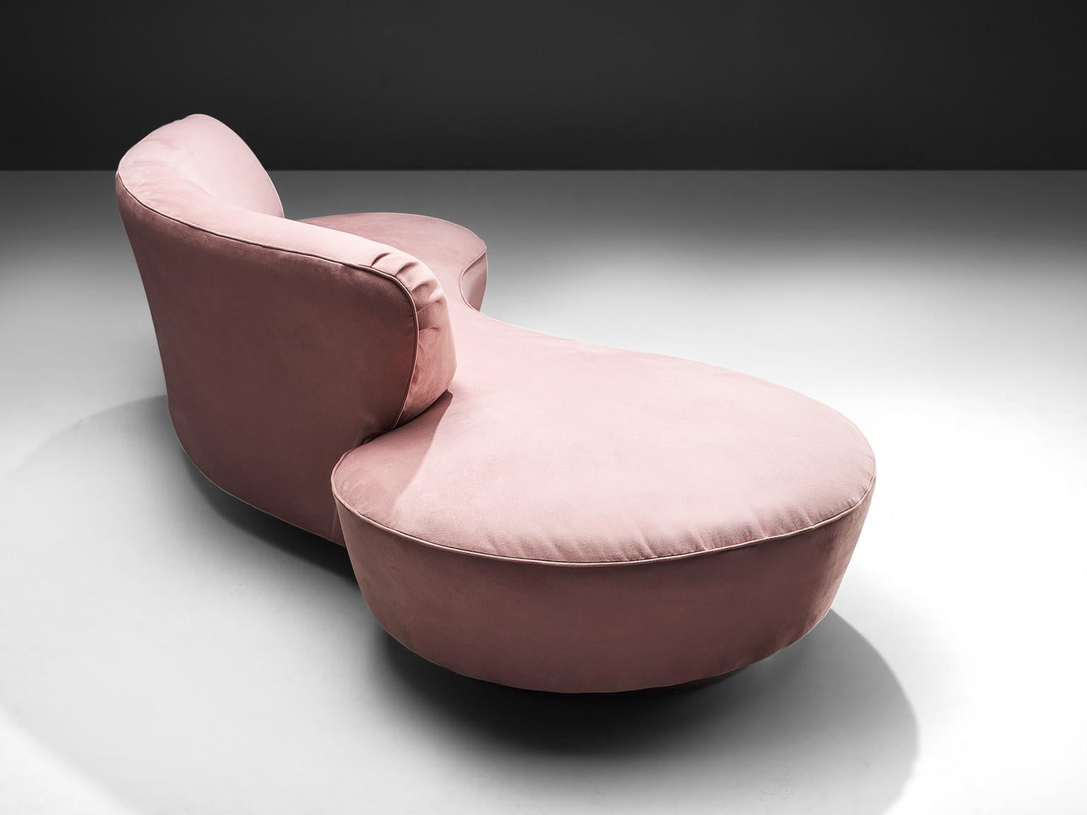 Mid-Century Modern Vladimir Kagan Serpentine Sofa in Pink Upholstery
