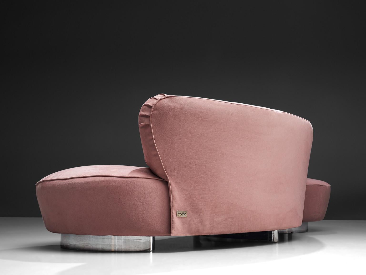American Vladimir Kagan Serpentine Sofa in Pink Upholstery
