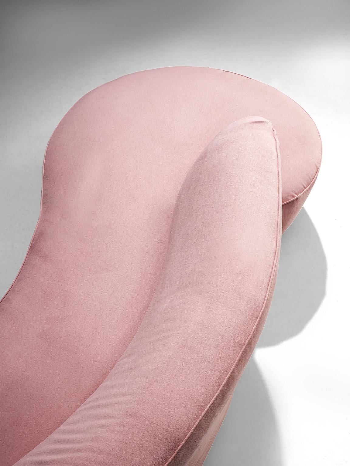 Mid-20th Century Vladimir Kagan Serpentine Sofa in Pink Upholstery