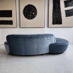 Vladimir Kagan ‘Serpentine’ Sofa upholstered in Holly Hunt 'Serenity'