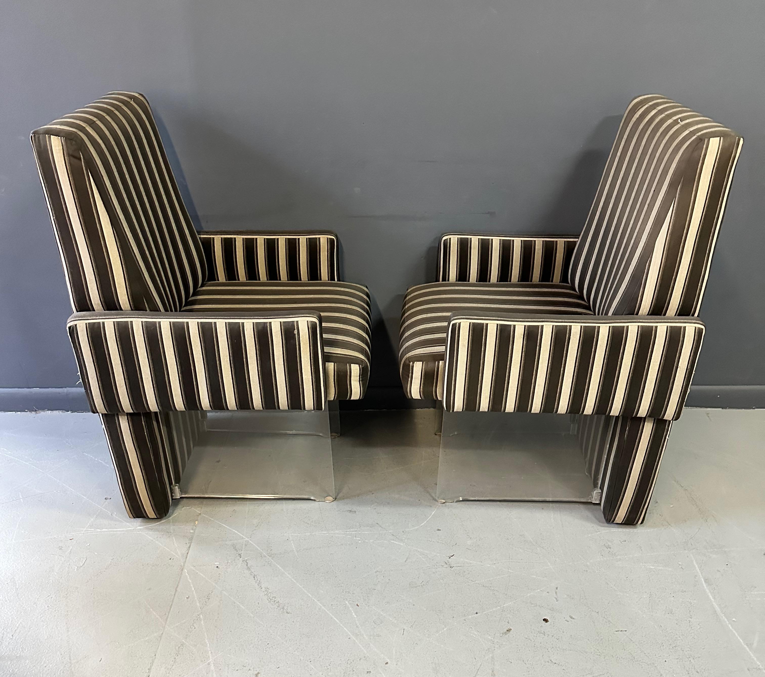 Nord-américain Vladimir Kagan lot de 6 chaises de salle à manger clos, 2 bras et 4 chaises d'appoint mi-siècle en vente