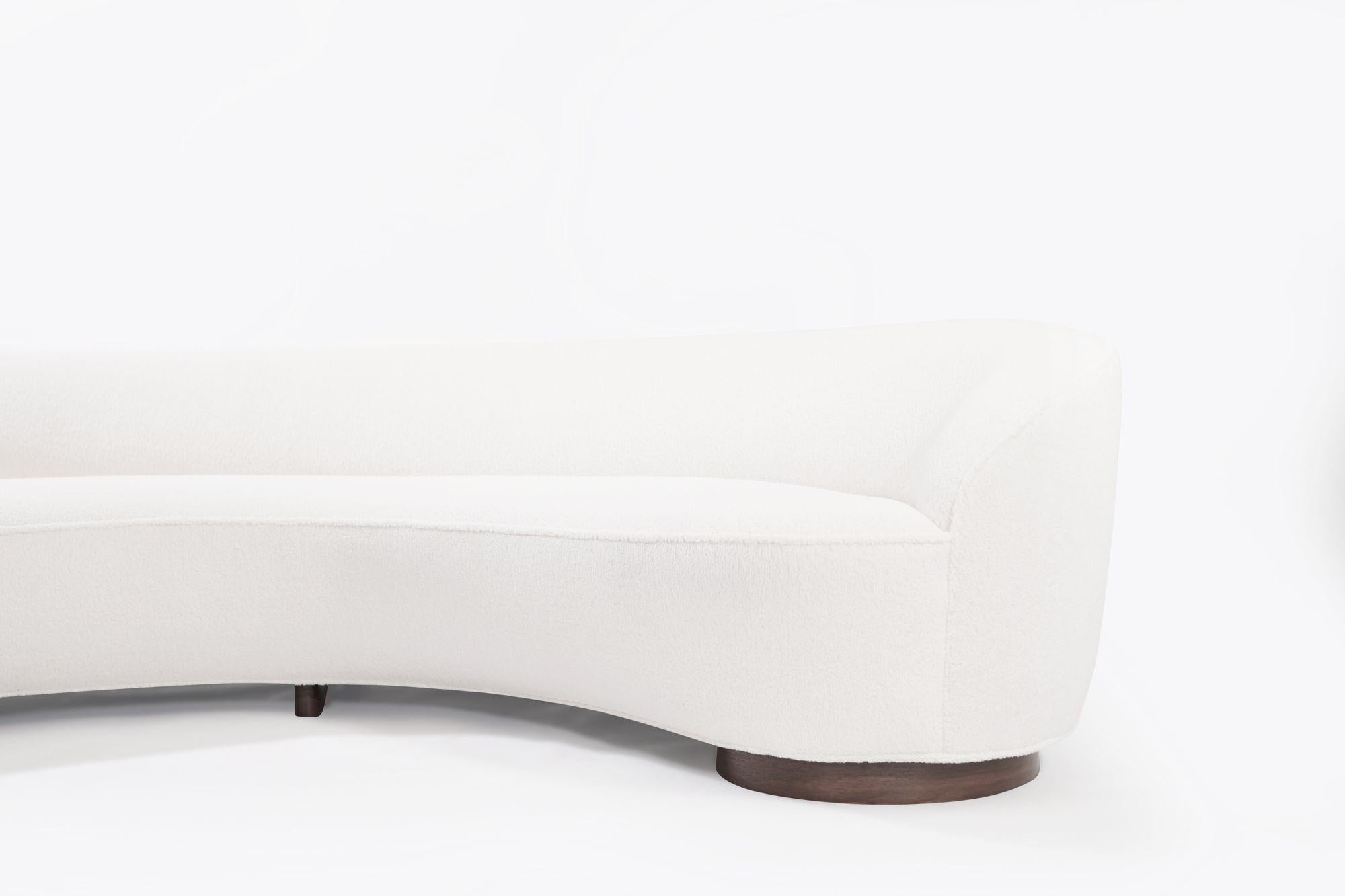 Vladimir Kagan 'Sloane' Sofa in Wool, Model 7550 For Sale 2