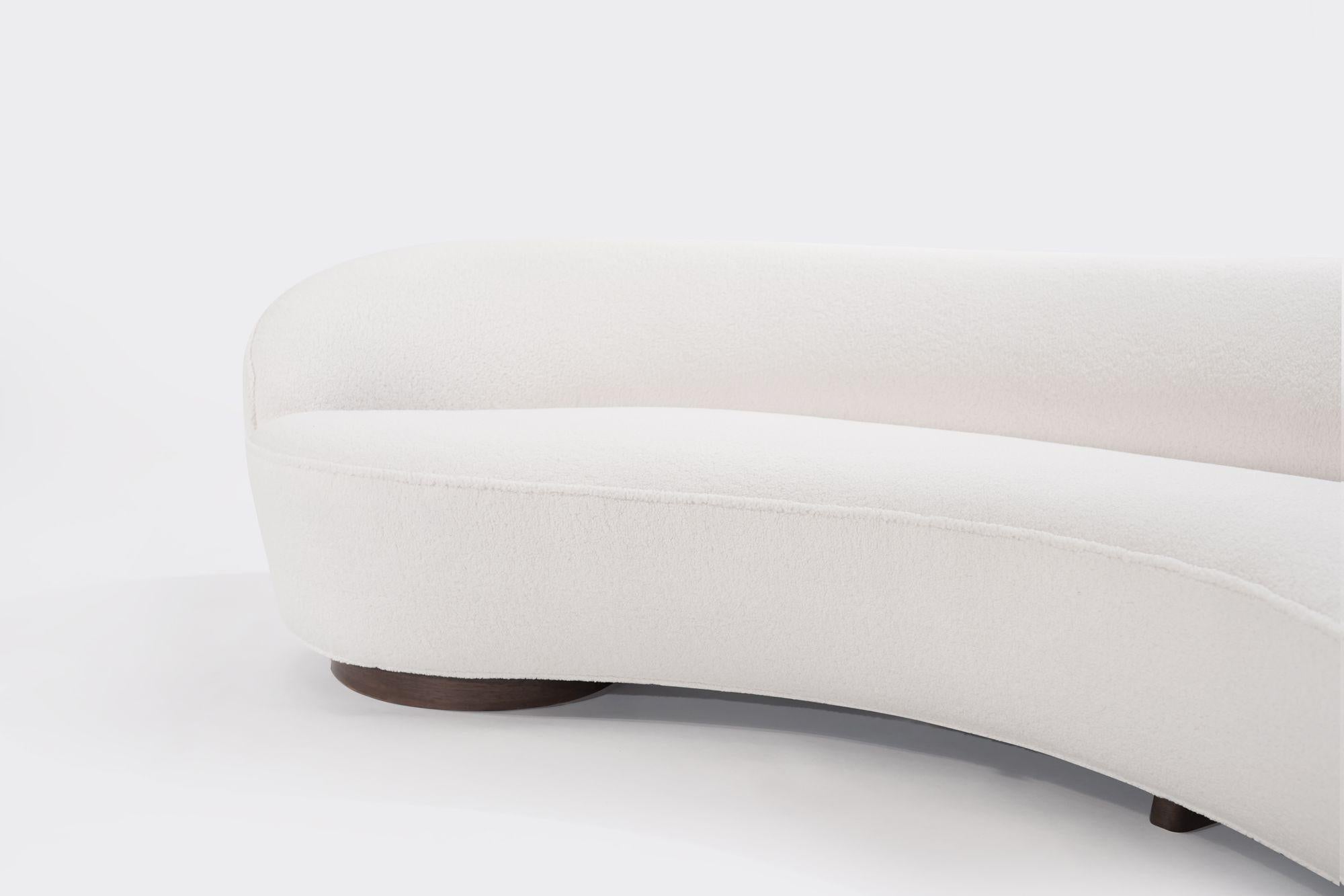 Vladimir Kagan 'Sloane' Sofa in Wool, Model 7550 For Sale 3