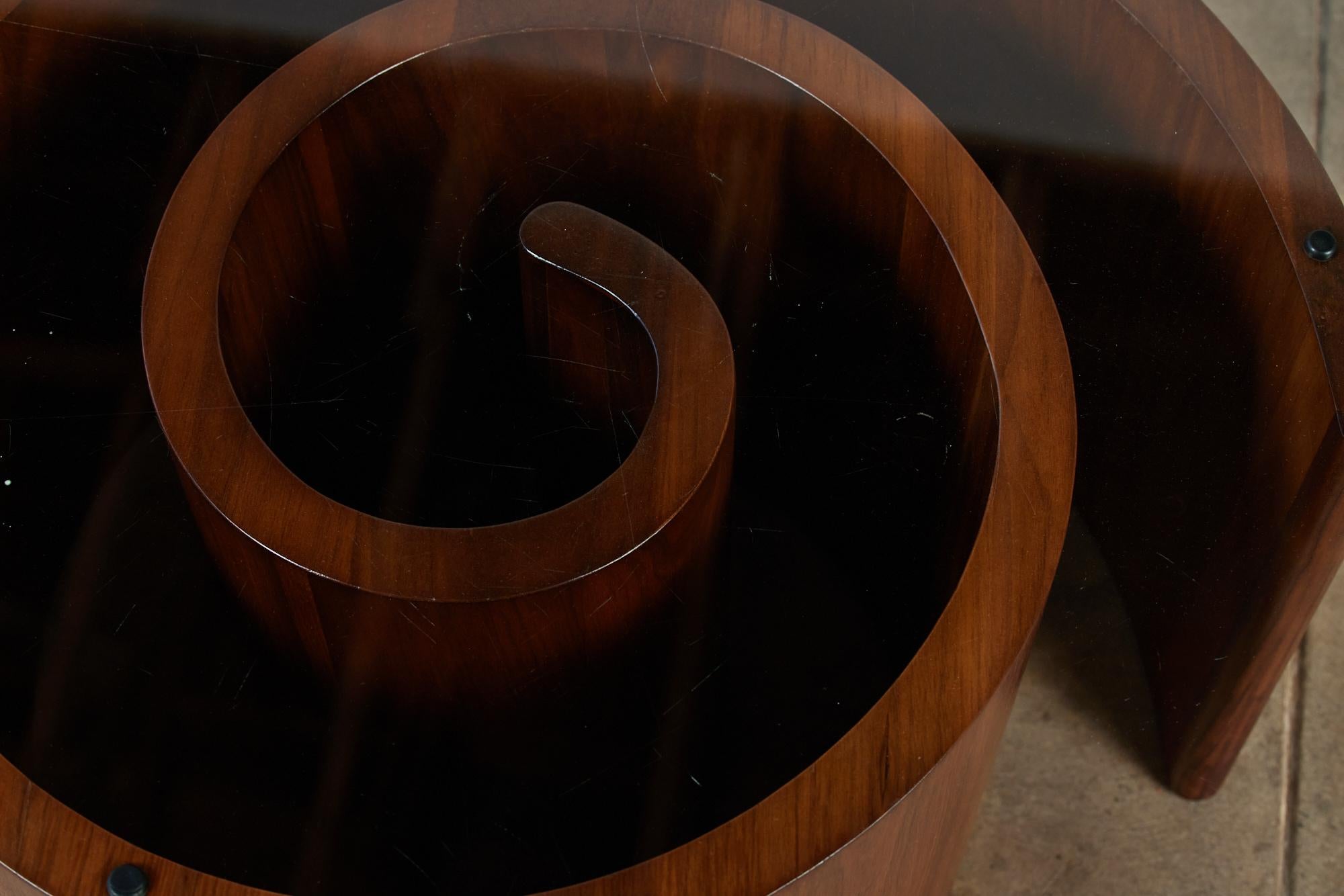 Vladimir Kagan Snail Coffee Table In Excellent Condition In Los Angeles, CA