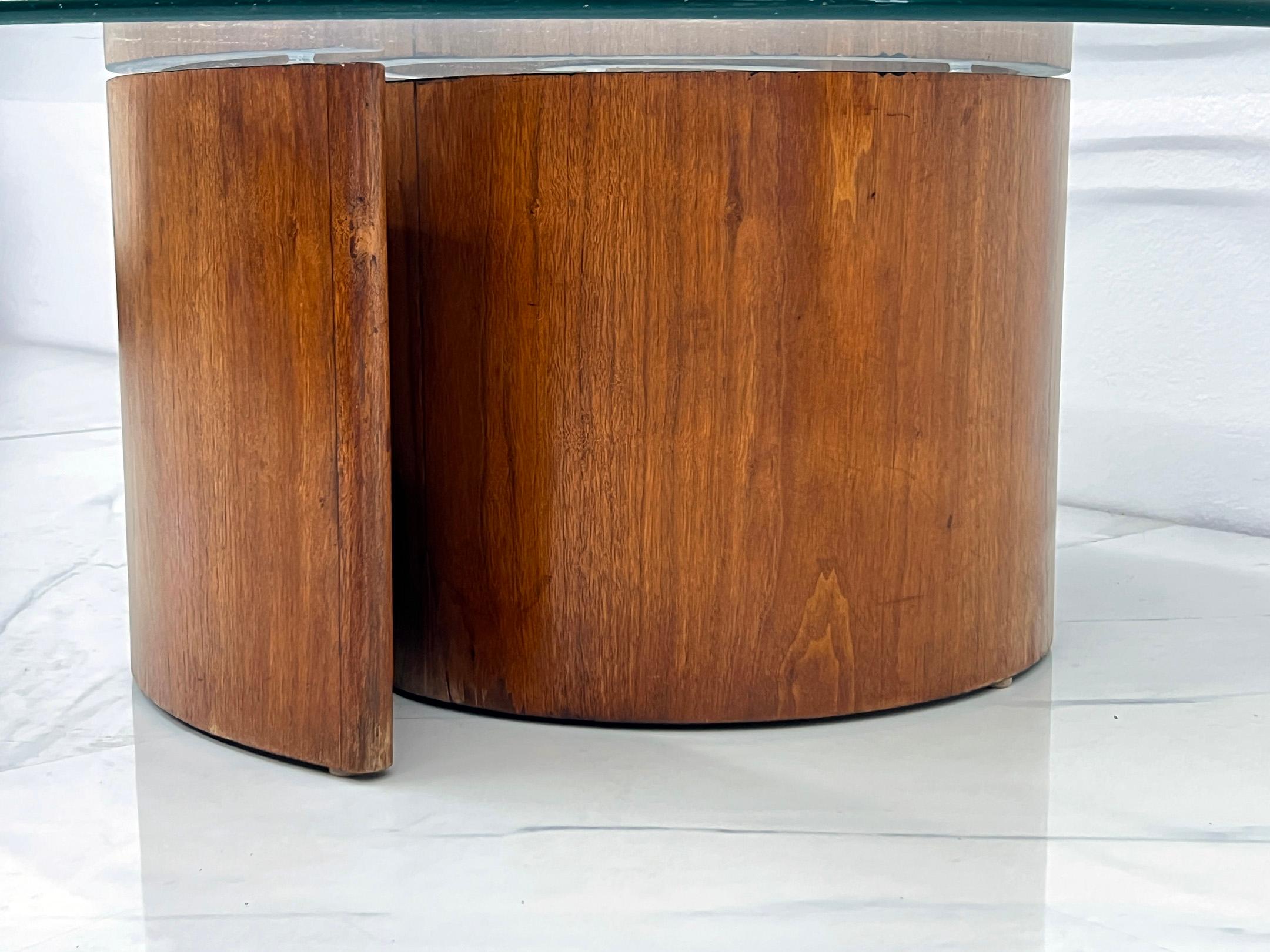 Vladimir Kagan Schnecken-Couchtisch, Nussbaum und Glas, 1960er Jahre im Zustand „Gut“ im Angebot in Culver City, CA