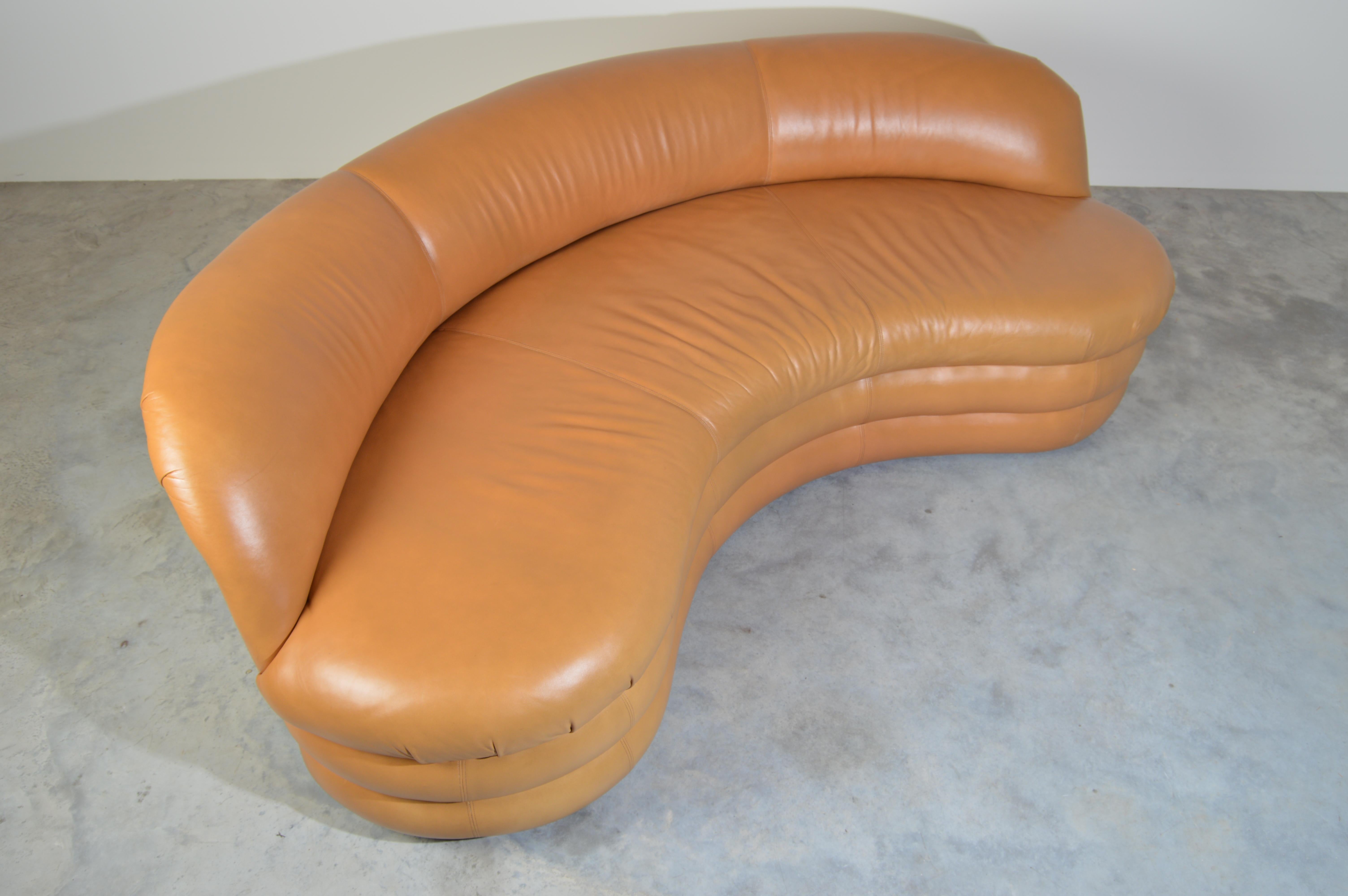 Vladimir Kagan Sofa for Directional Biomorphic Kidney Form in Caramel Leather 7