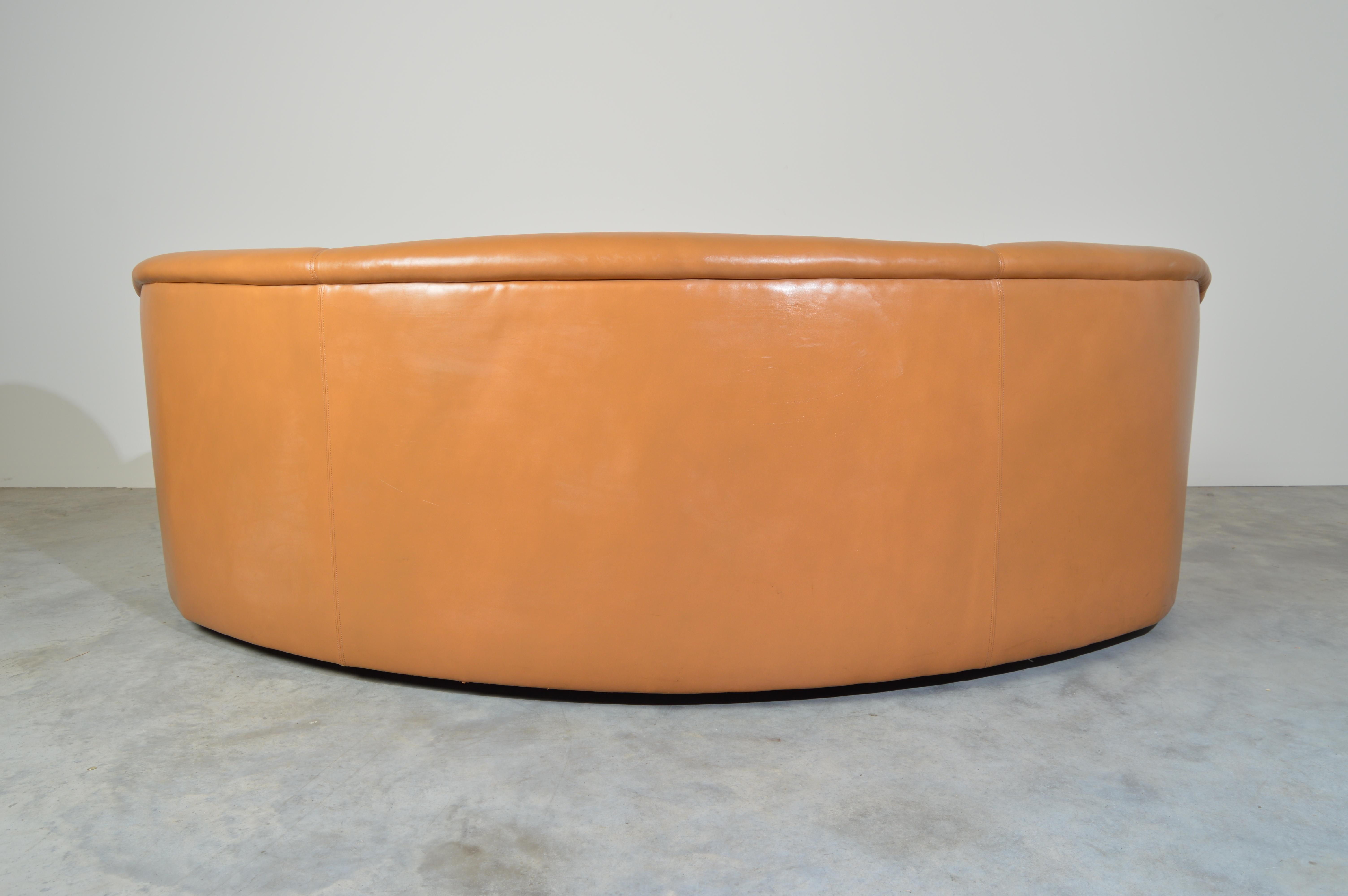 Vladimir Kagan Sofa for Directional Biomorphic Kidney Form in Caramel Leather 8