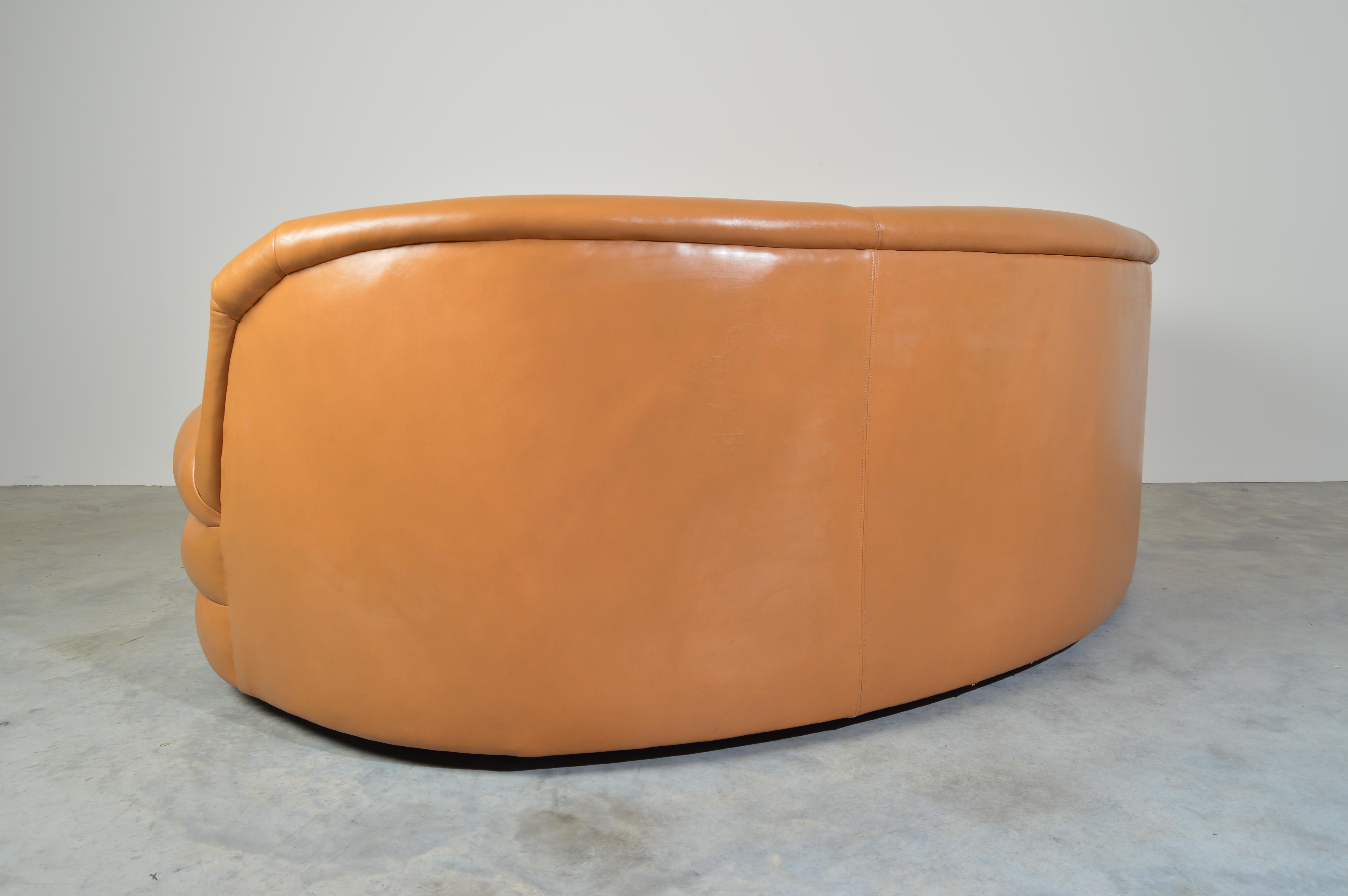 Vladimir Kagan Sofa for Directional Biomorphic Kidney Form in Caramel Leather 10