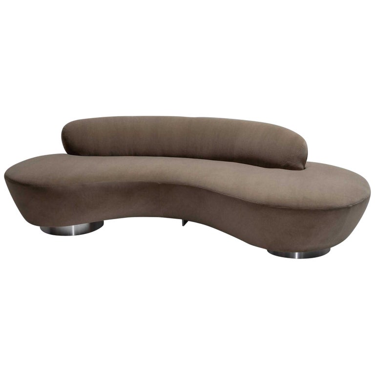 Vladimir Kagan Serpentine sofa, 21st century, offered by Obsolete