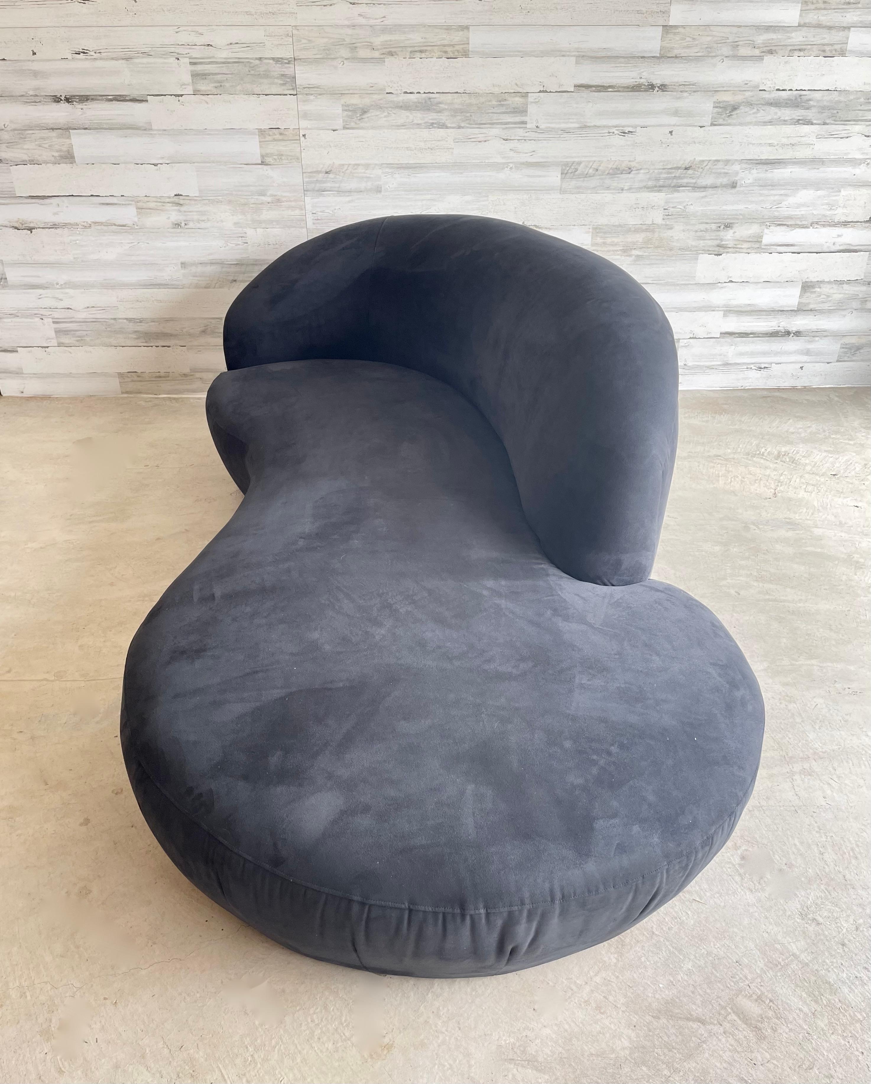 Sculptural Vintage Cloud Sofa 7