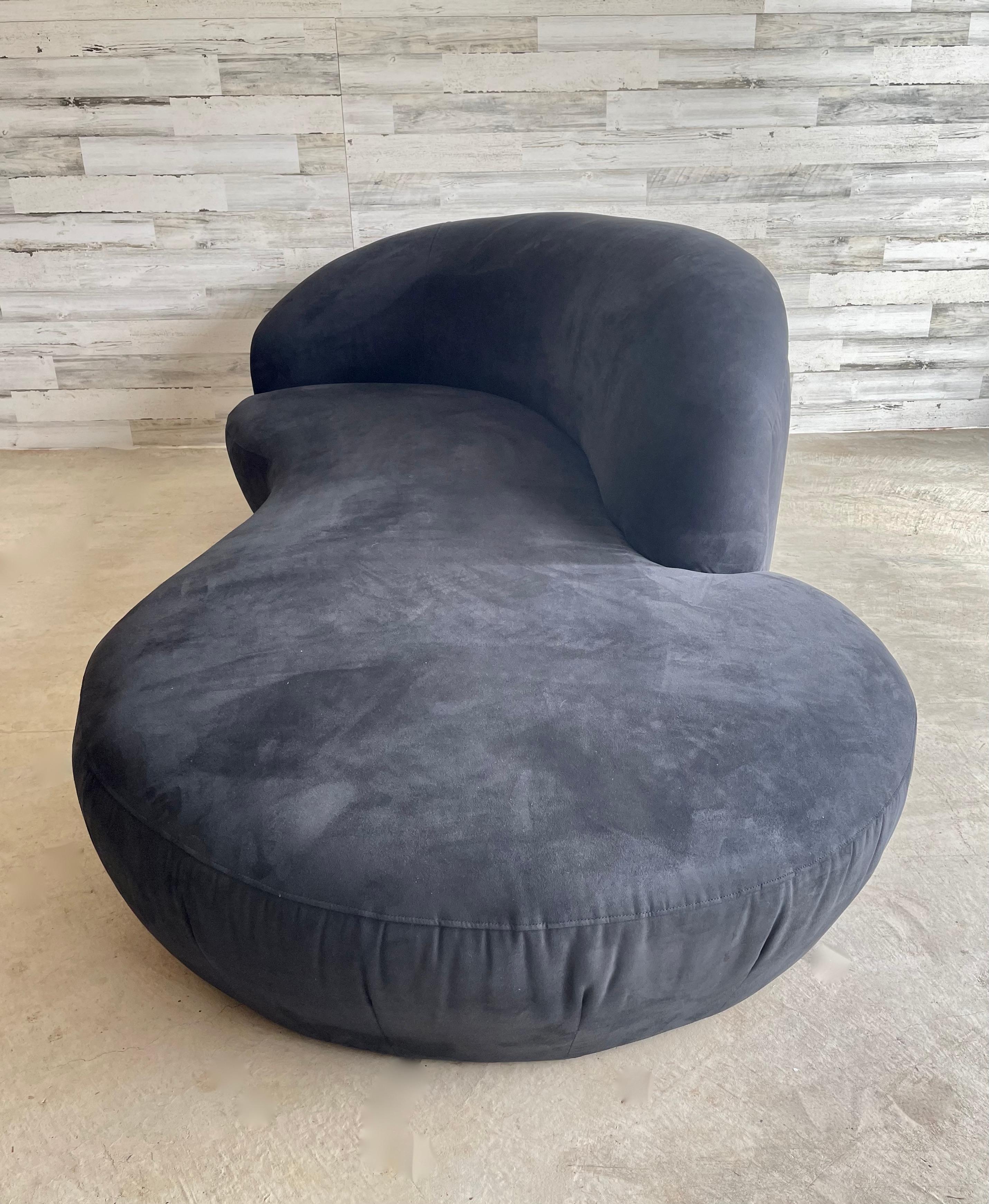 Sculptural Vintage Cloud Sofa 9