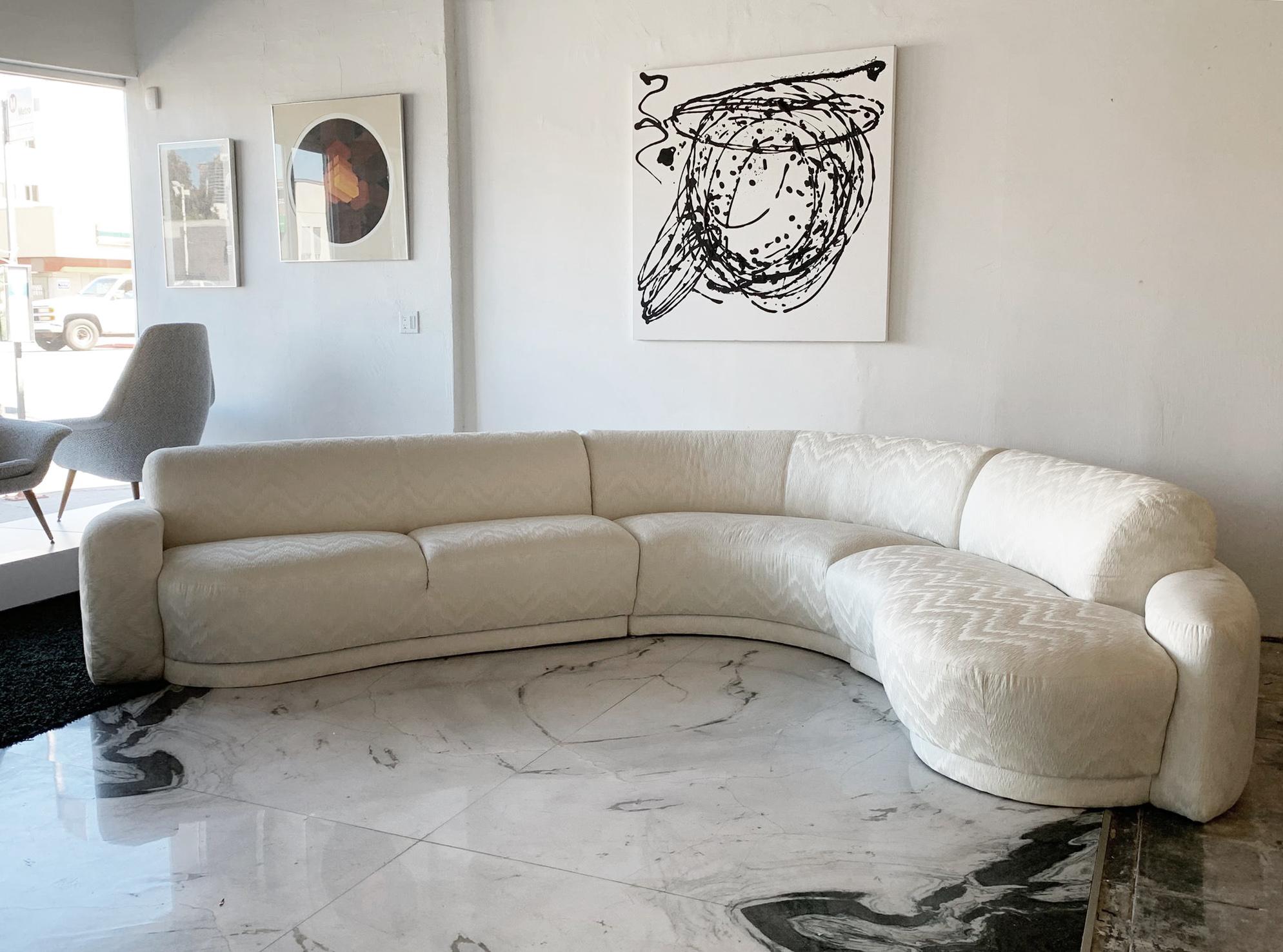 Gebogenes Serpentinen-Sofa von Directional Furniture (Stoff) im Angebot