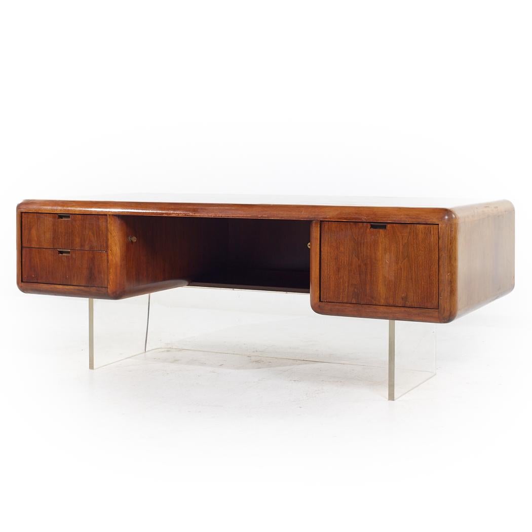 Mid-Century Modern Vladimir Kagan Style Gianni Walnut and Lucite Executive Desk For Sale