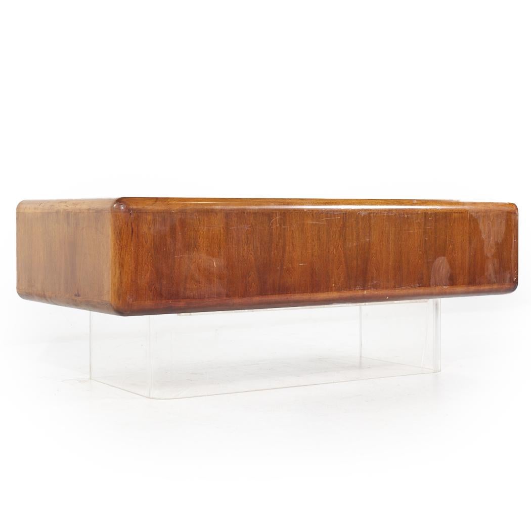 American Vladimir Kagan Style Gianni Walnut and Lucite Executive Desk For Sale