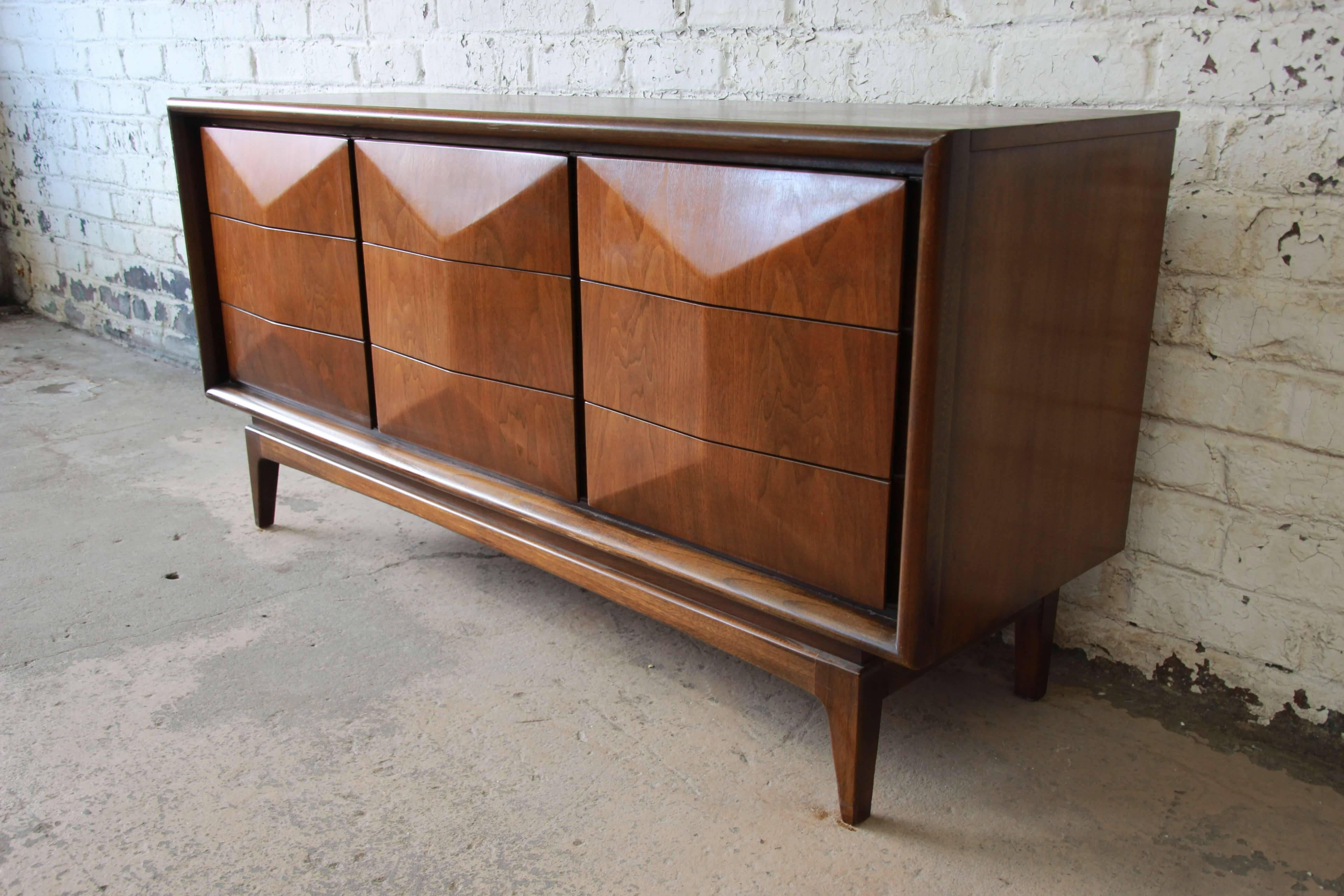 Mid-Century Modern Diamond Front Dresser or Credenza In Good Condition In South Bend, IN