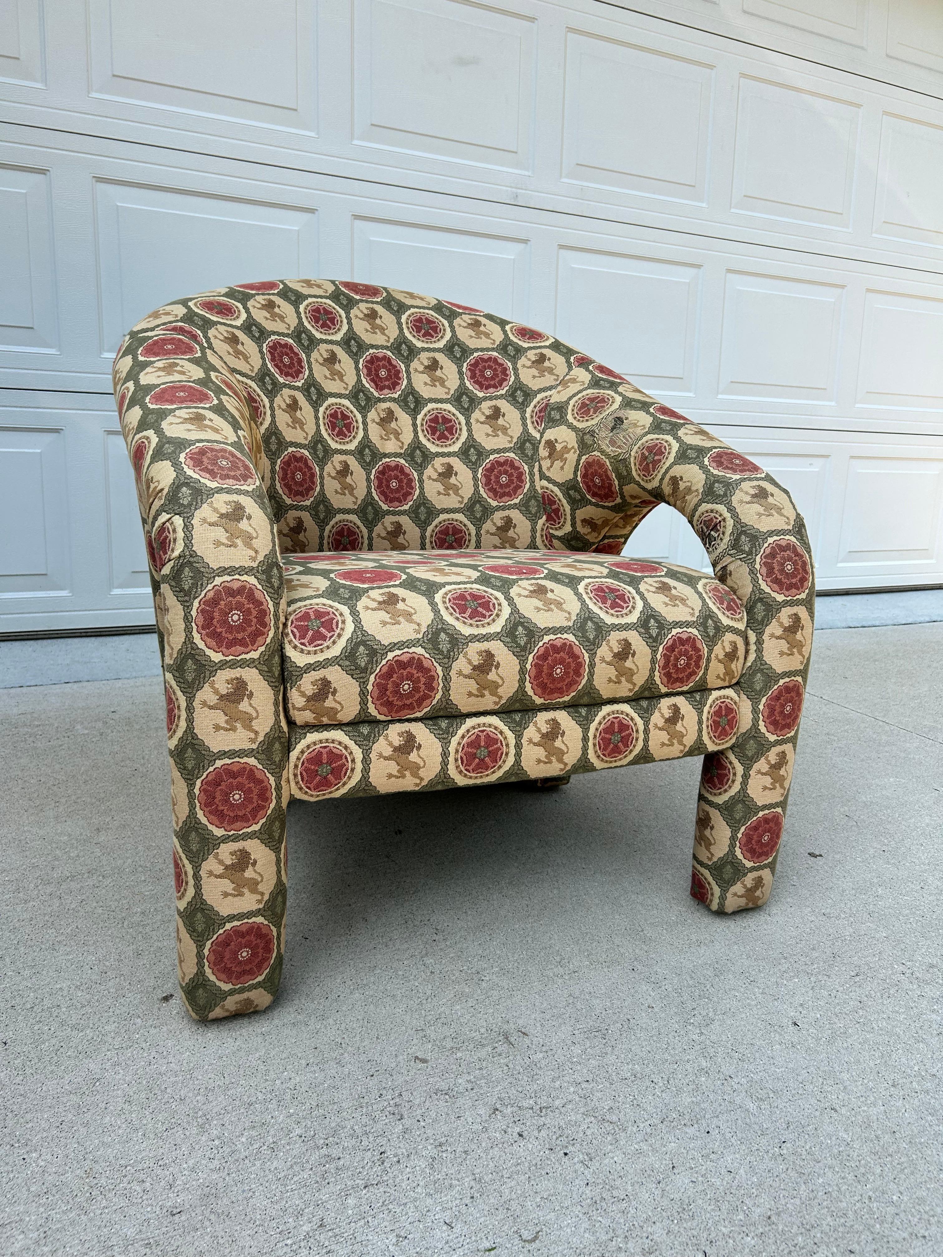 Sculptural Elephant Lounge Chair (Stoff) im Angebot