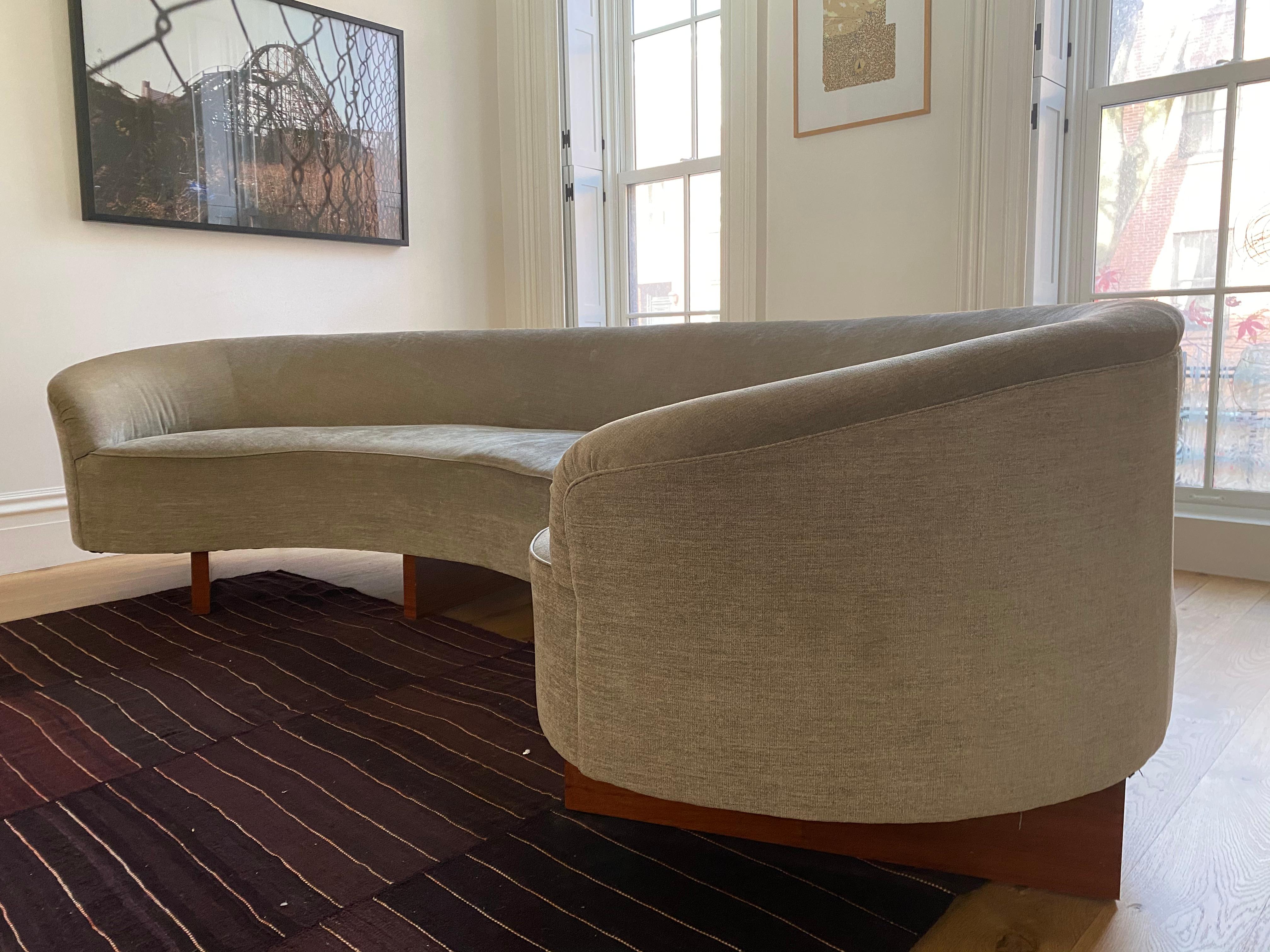 Custom made Sloane sofa (original design by Vladimir Kagan). Upholstered in Zimmer and Rohde chenille by Deangelis upholstery shop in 2015.