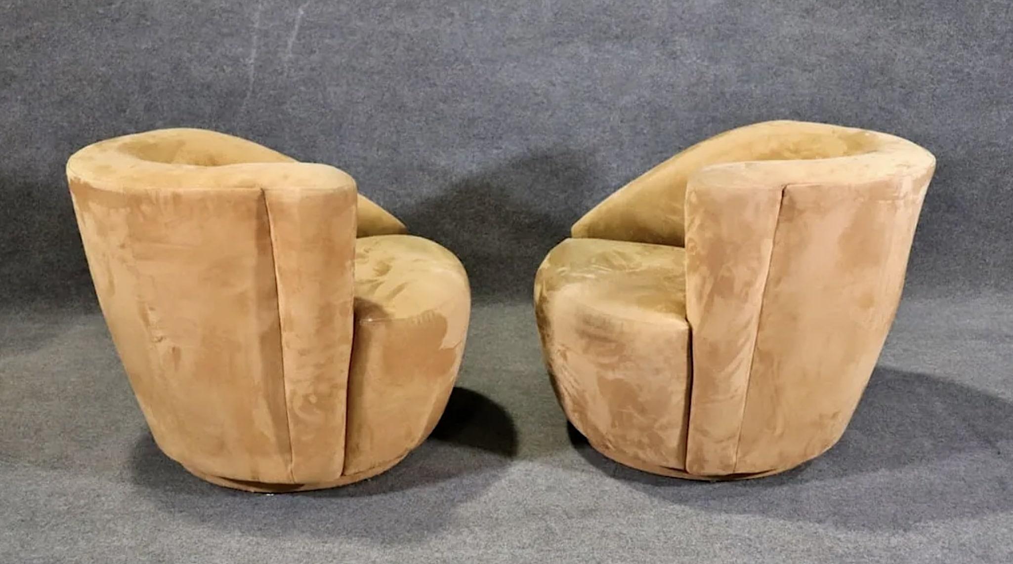 Nautilus style swivel chairs with corkscrew style body. Soft ultra suede fabric.
Please confirm location NY or NJ