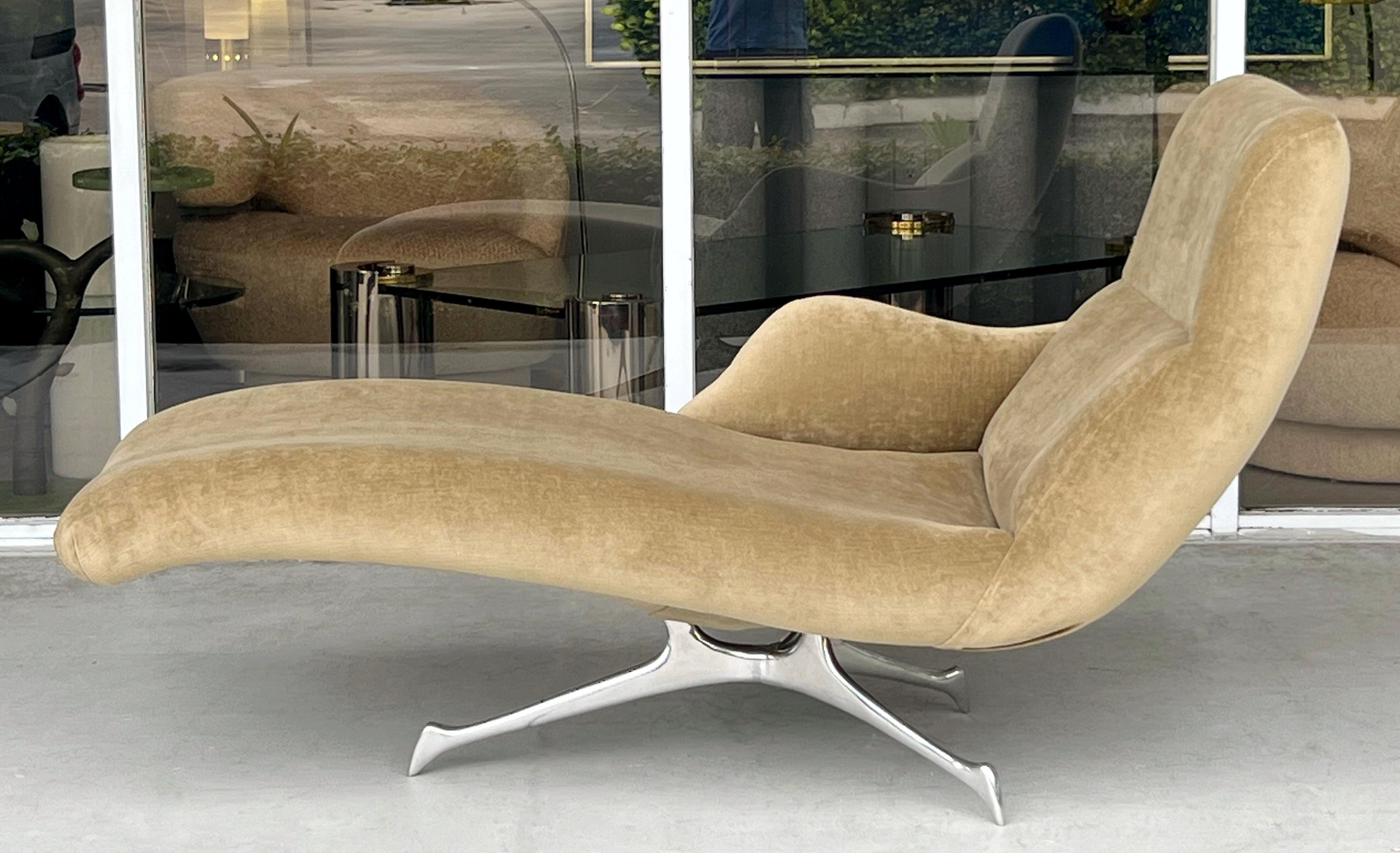 Chaise longue tri symétrique Vladimir Kagan en vente 5