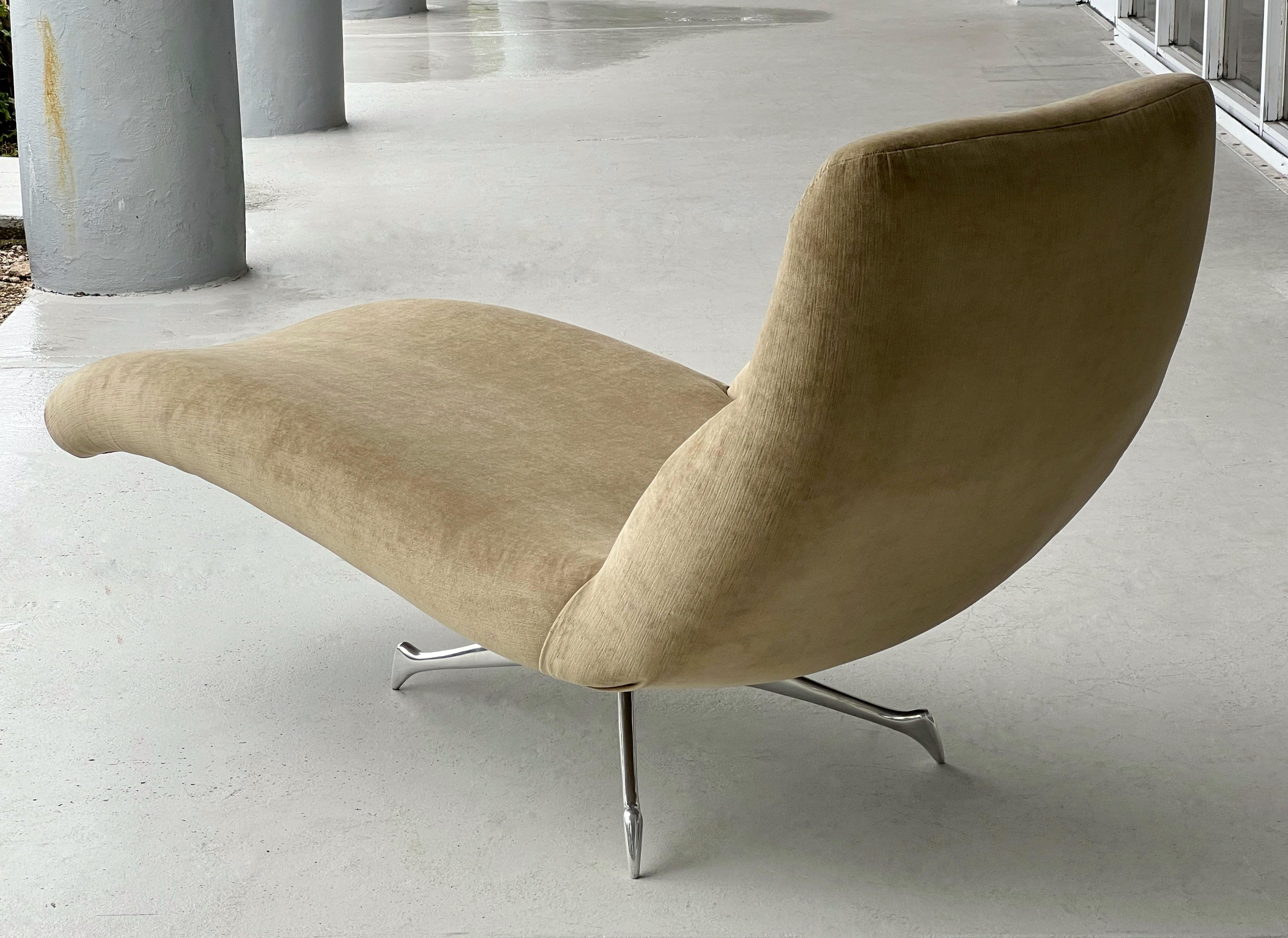 Chaise longue tri symétrique Vladimir Kagan Bon état - En vente à Miami, FL