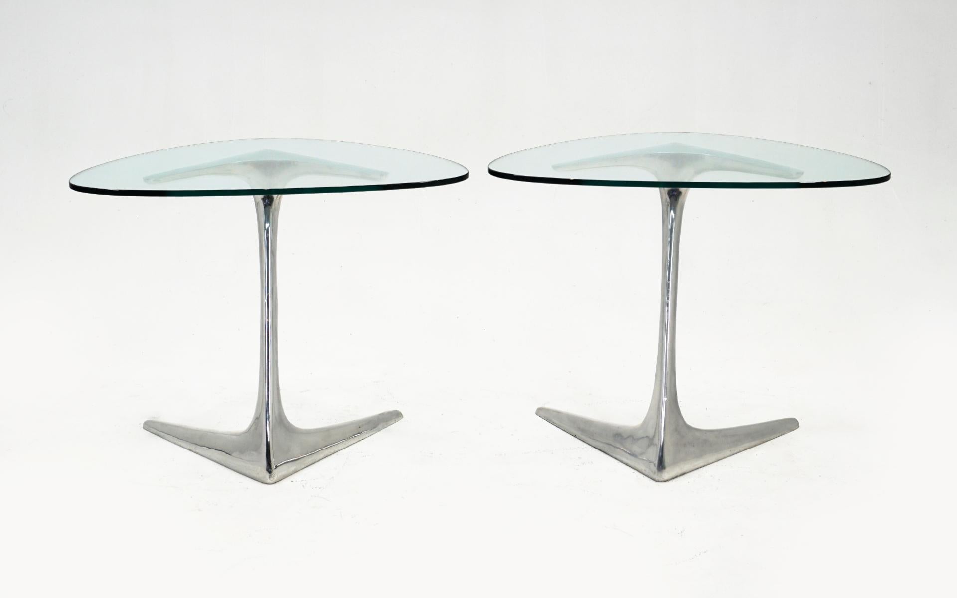 Vladimir Kagan Paire de tables d'appoint 