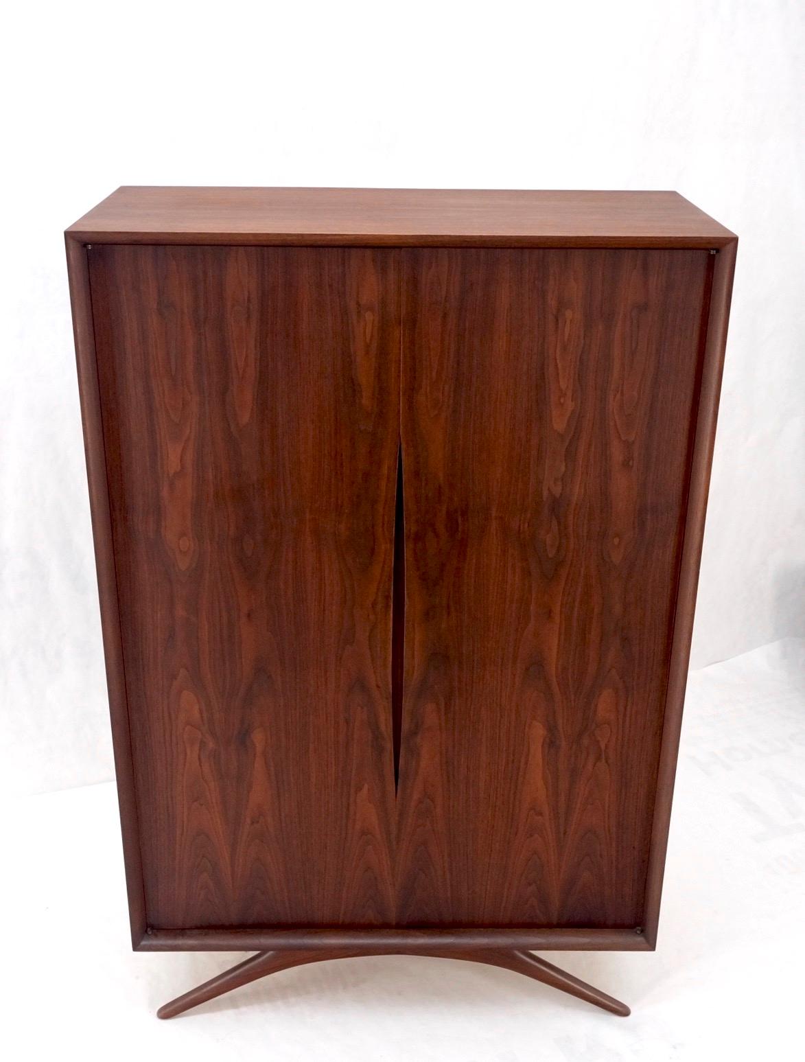  Vladimir Kagan Walnut Dresser Two Door Cabinet Chifforobe on Slayed Legs Mint! For Sale 9