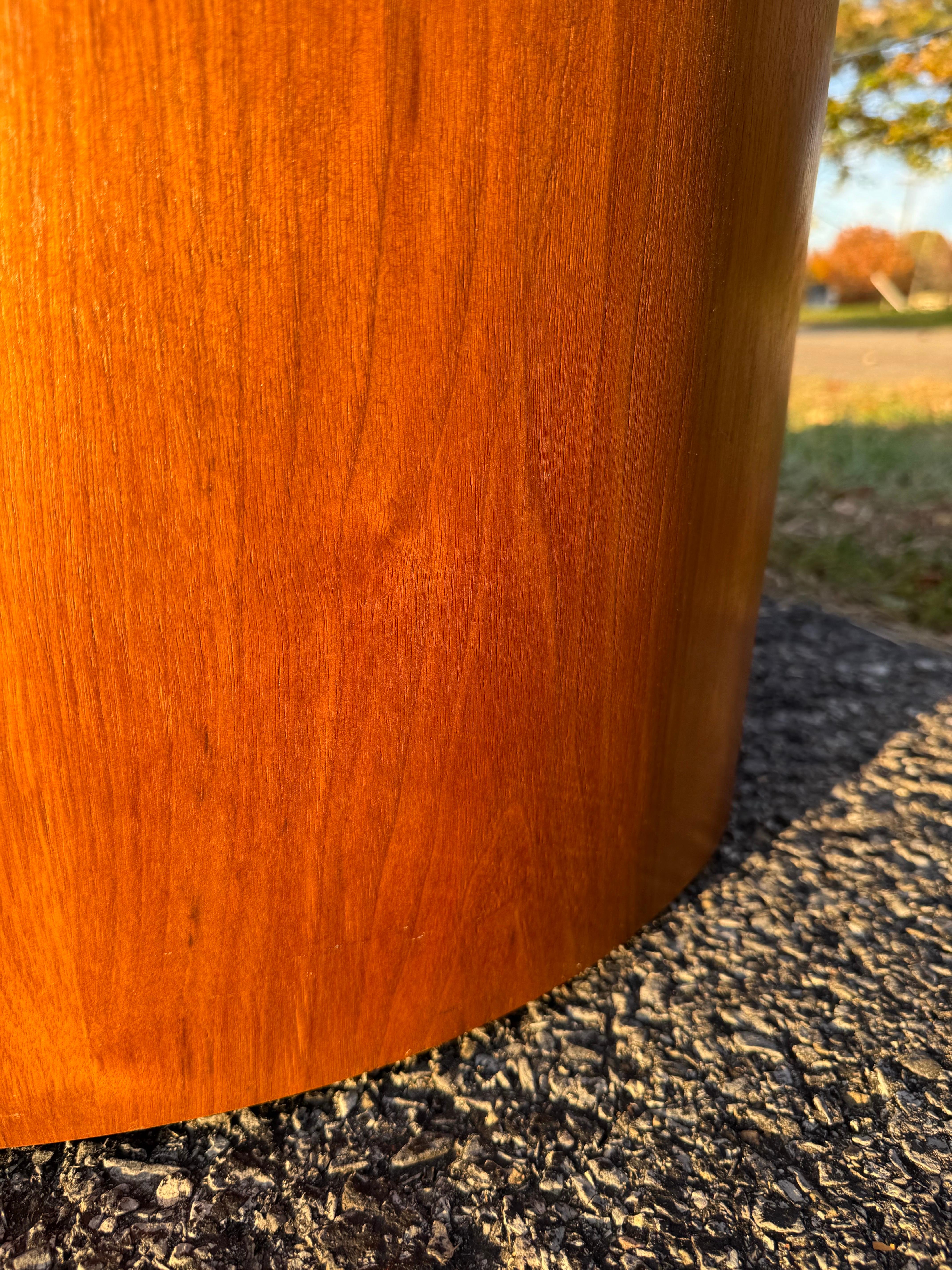 Table basse à escargots en noyer Vladimir Kagan Moderne du milieu du siècle dernier en vente 5