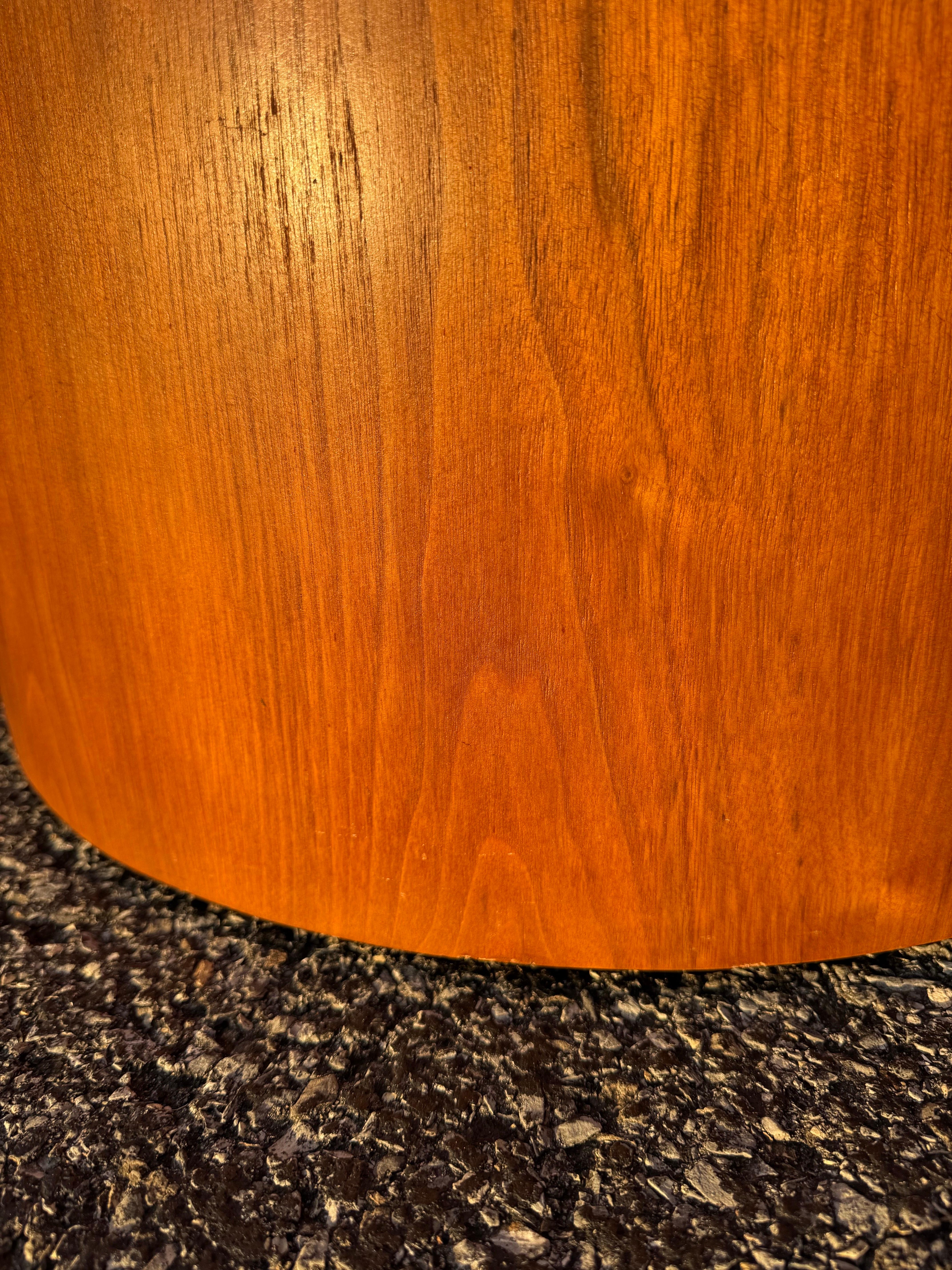 Table basse à escargots en noyer Vladimir Kagan Moderne du milieu du siècle dernier en vente 7