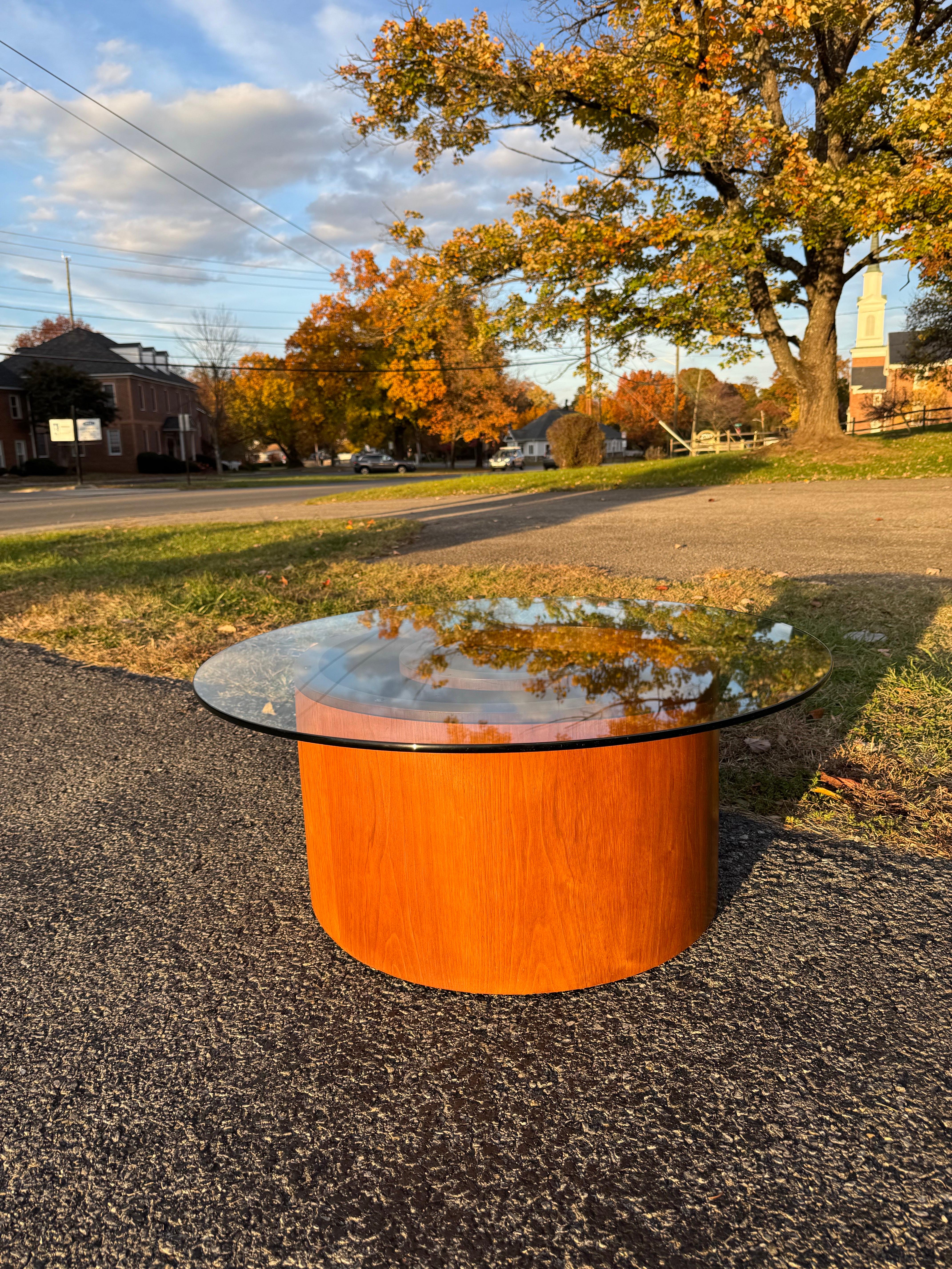 Mid-Century Modern Table basse à escargots en noyer Vladimir Kagan Moderne du milieu du siècle dernier en vente