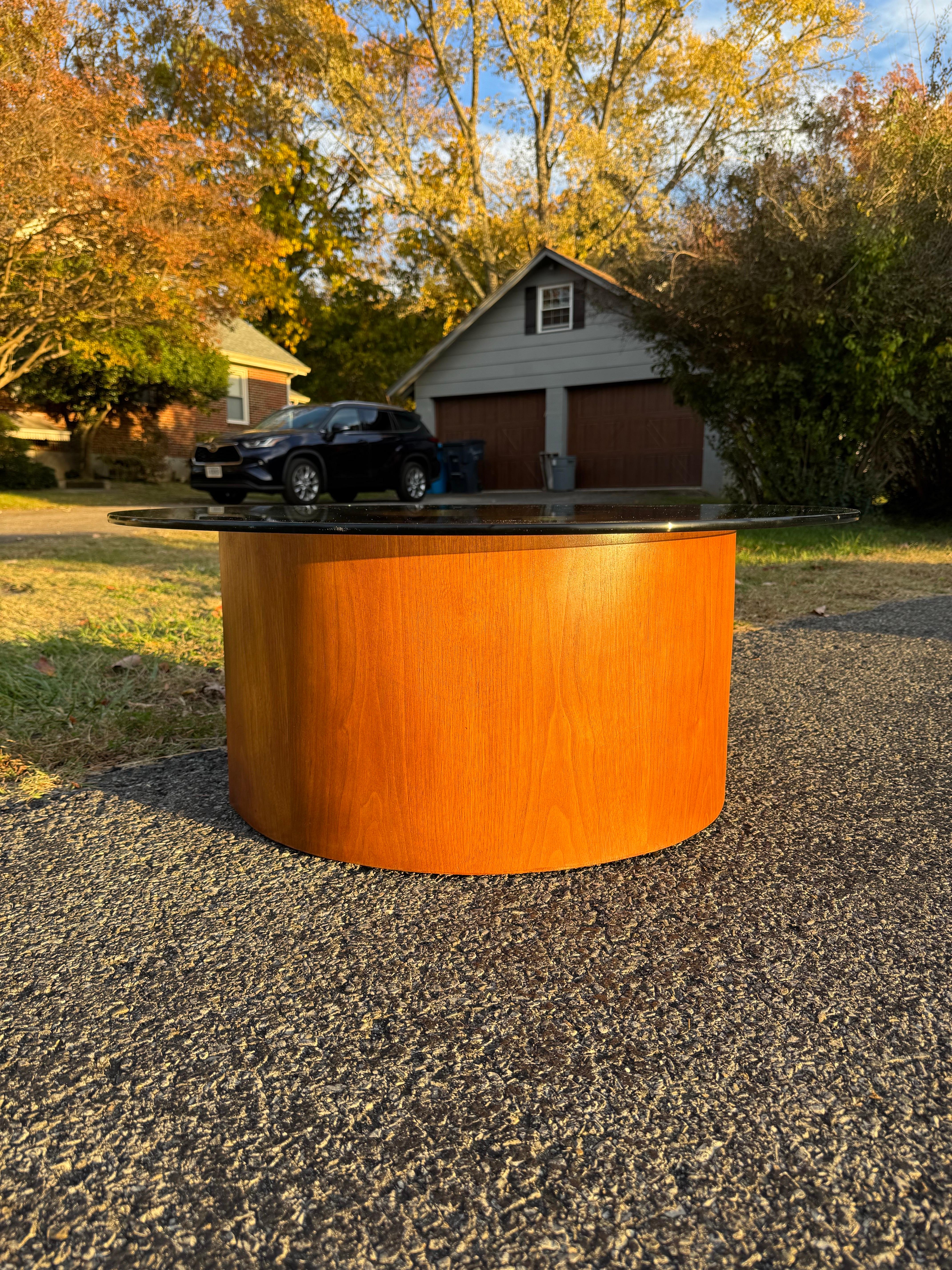 20ième siècle Table basse à escargots en noyer Vladimir Kagan Moderne du milieu du siècle dernier en vente