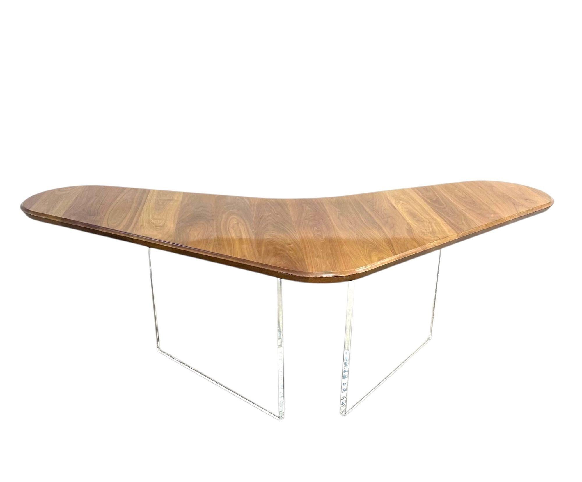 Bureau à ailes Vladimir Kagan modèle 7030, 1970 en vente 2