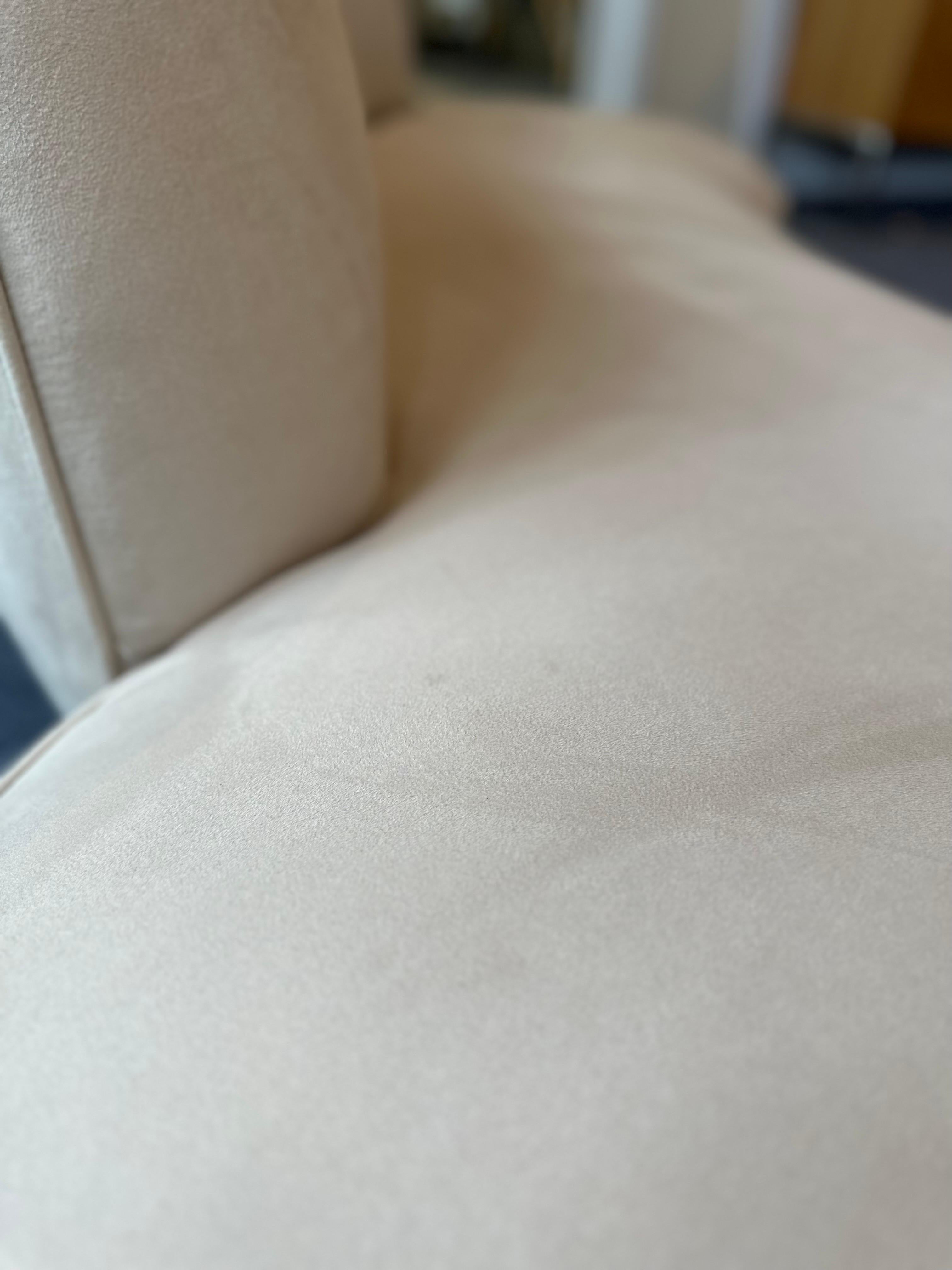 Vladimir Kagan “Zoe” Sofa for American Leather 4