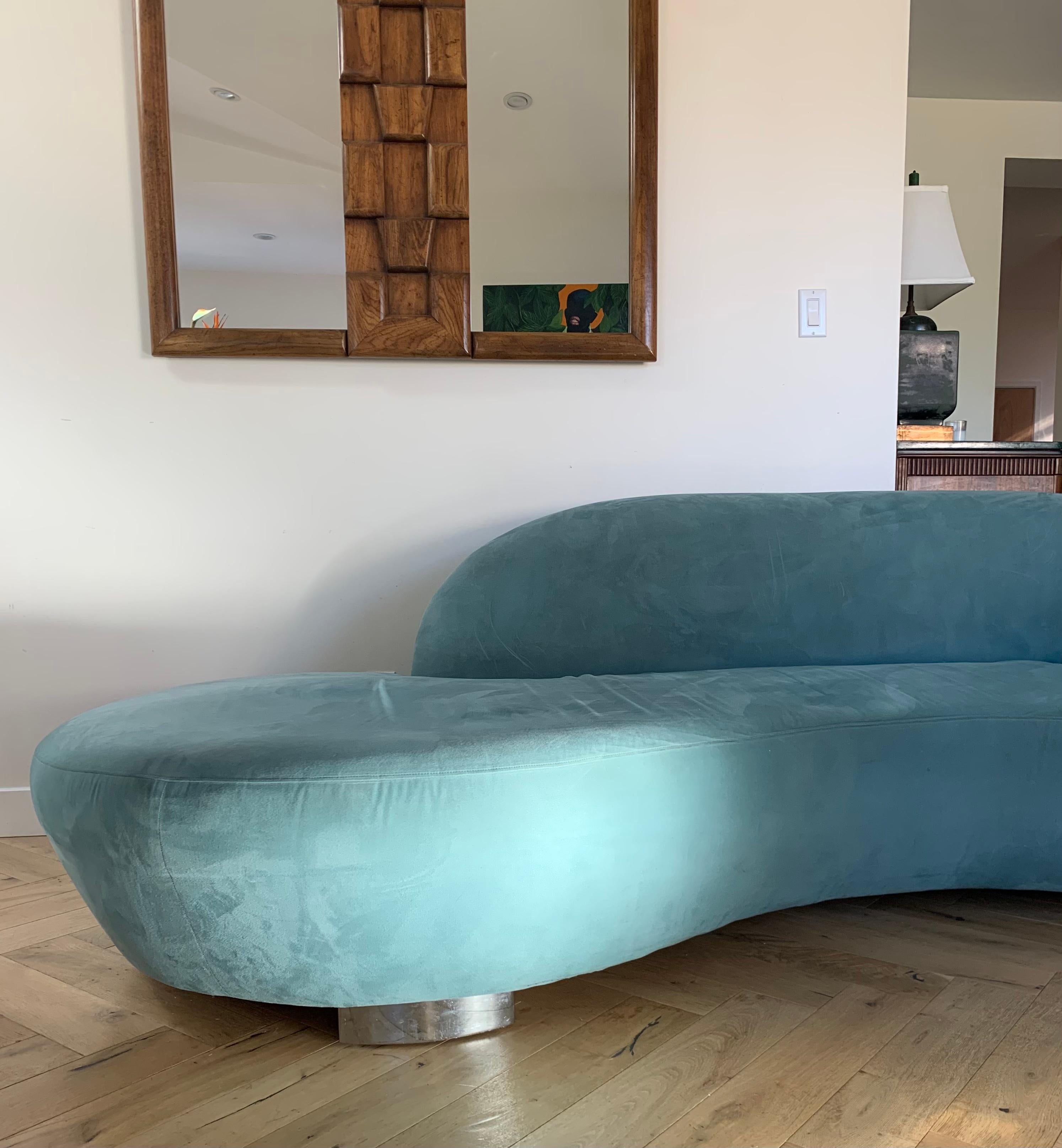 Vladimir Karan Style Serpentine Biomorphic Sofa in Powder Blue 9