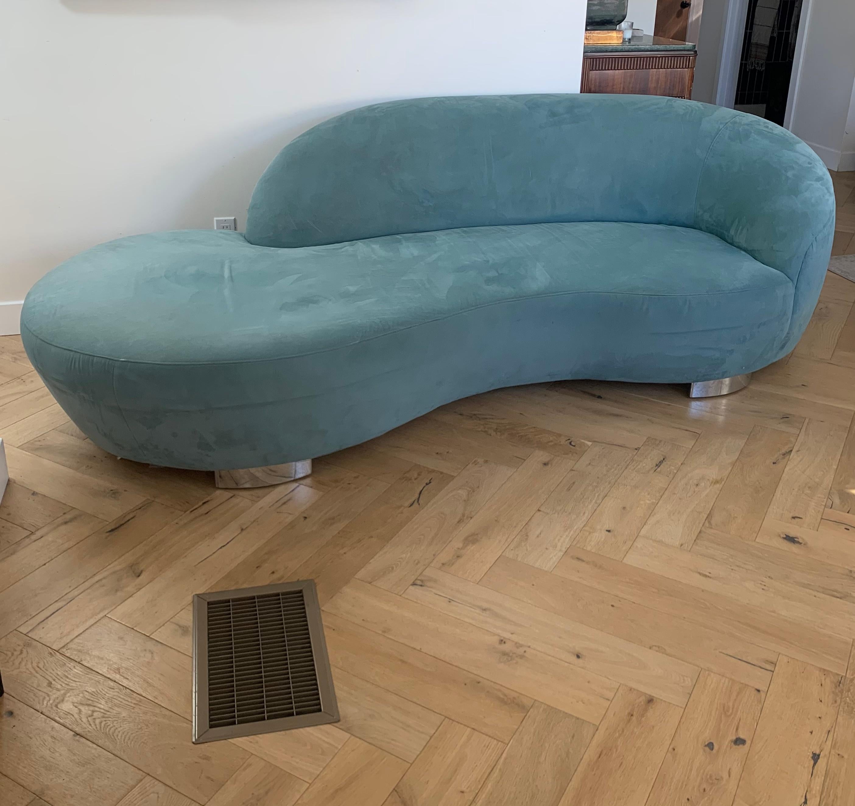 Vladimir Karan Style Serpentine Biomorphic Sofa in Powder Blue 13