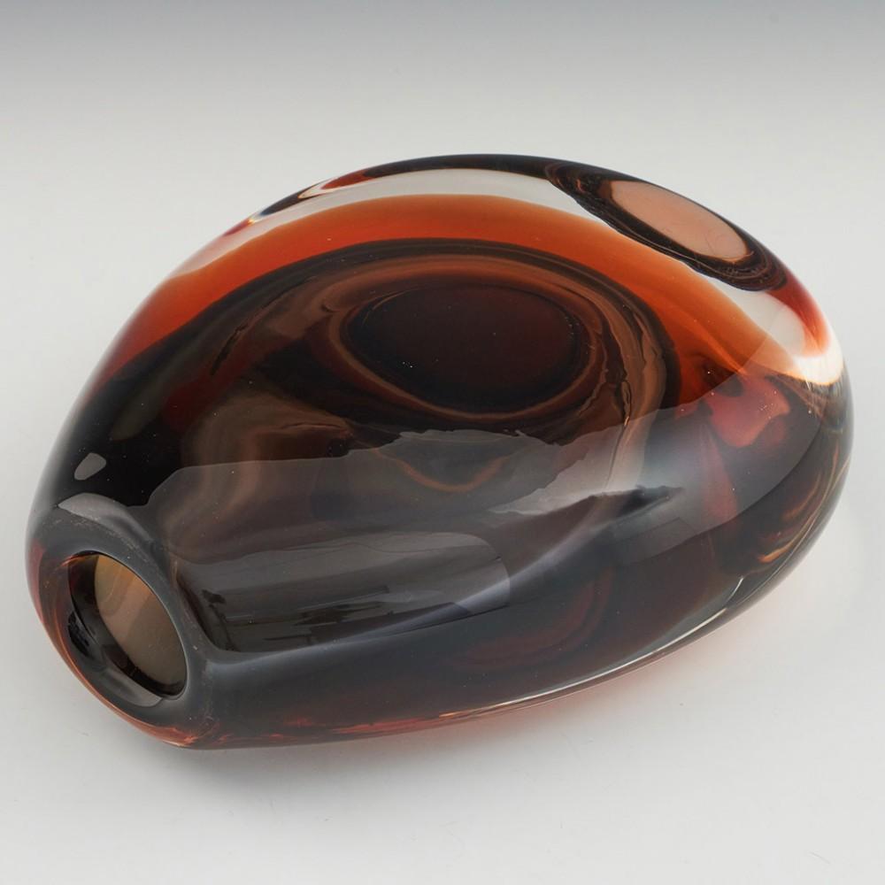 Vladimir Mika for Moser Sommerso Pebble Vase, c1970 In Good Condition In Tunbridge Wells, GB