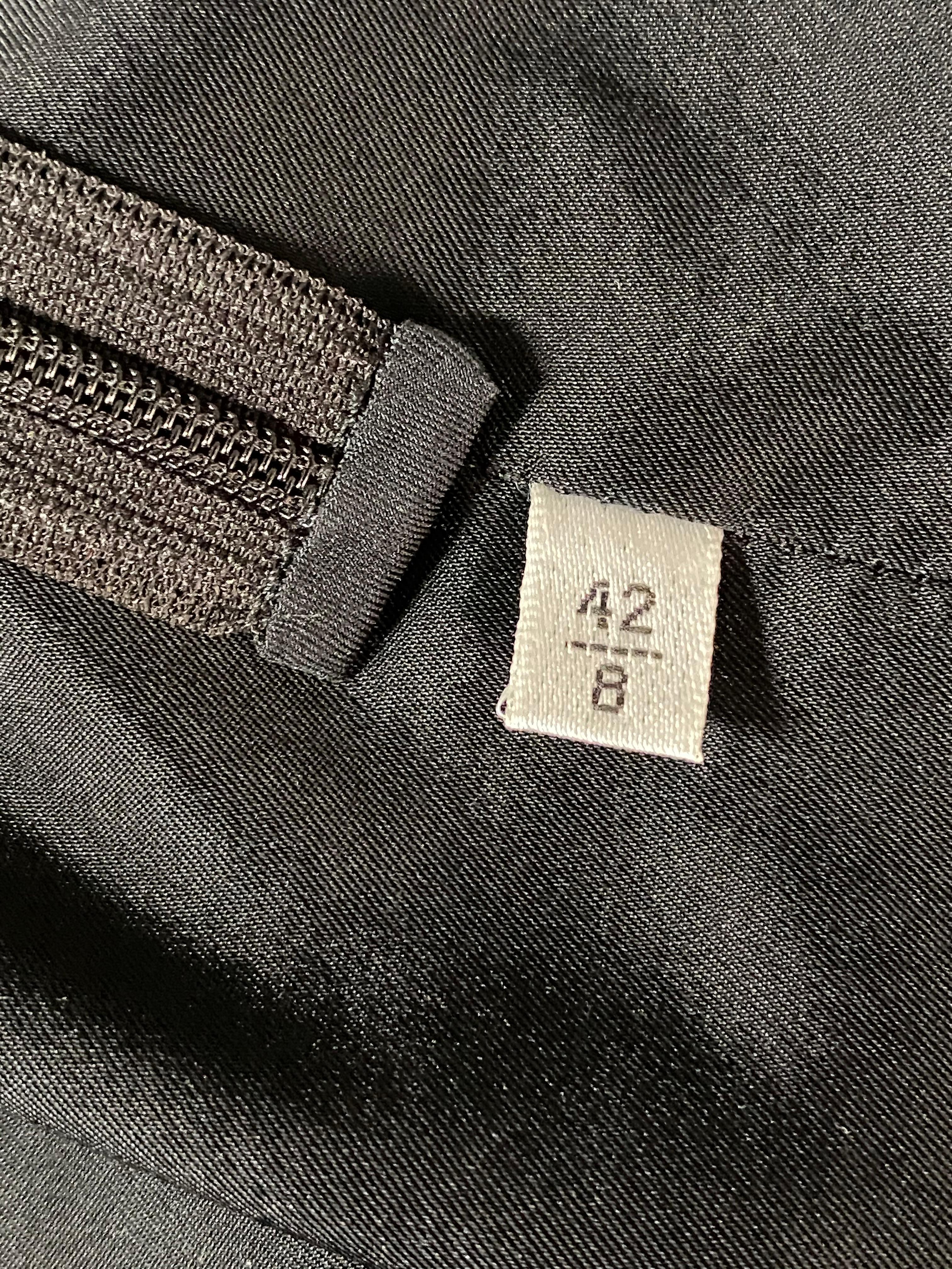Vlentino Little Black Crochet Mini Dress Size 42/ 8 For Sale 2