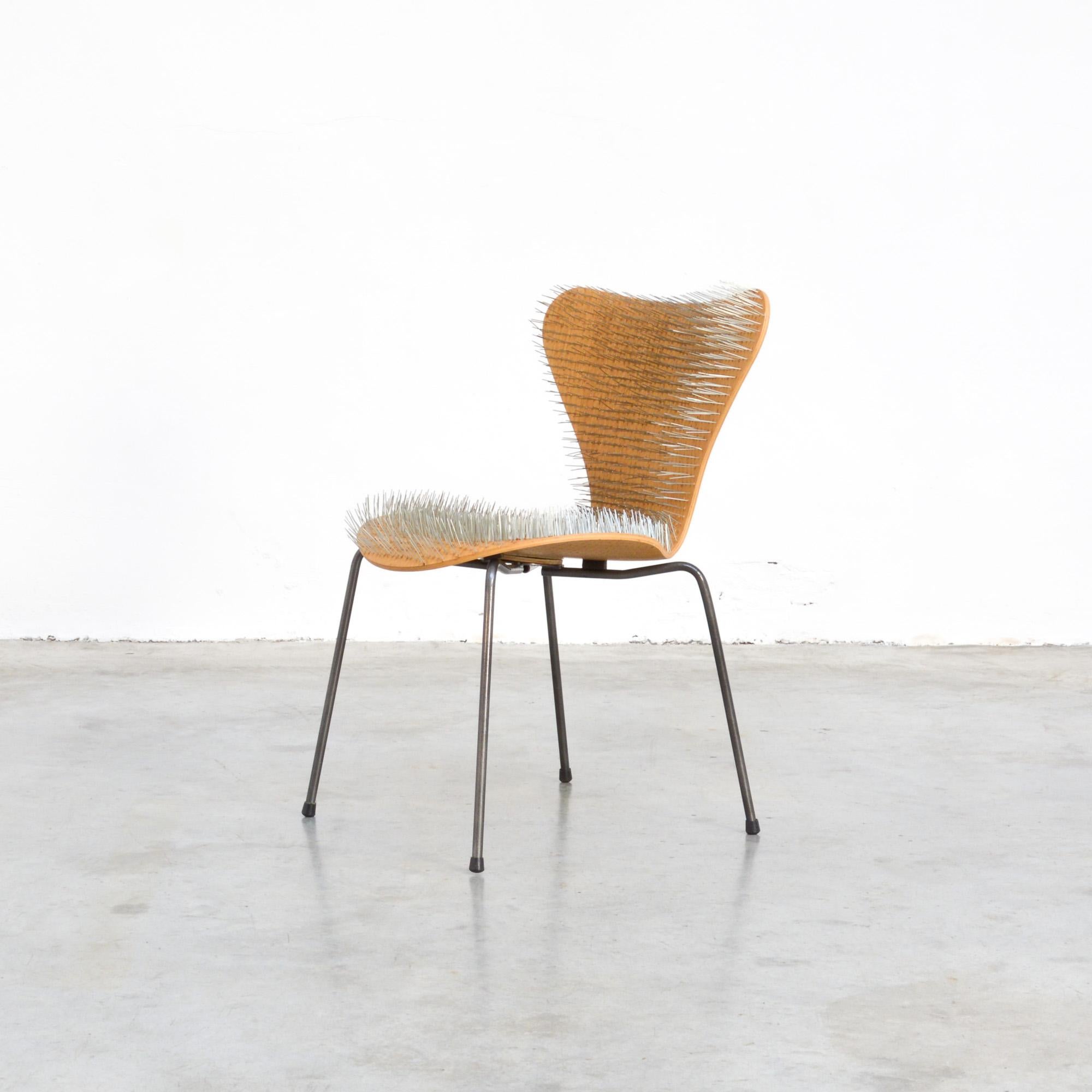 Belge Vlinder .01:: AJ Series 7 Chair:: par Lennart Van Uffelen en vente