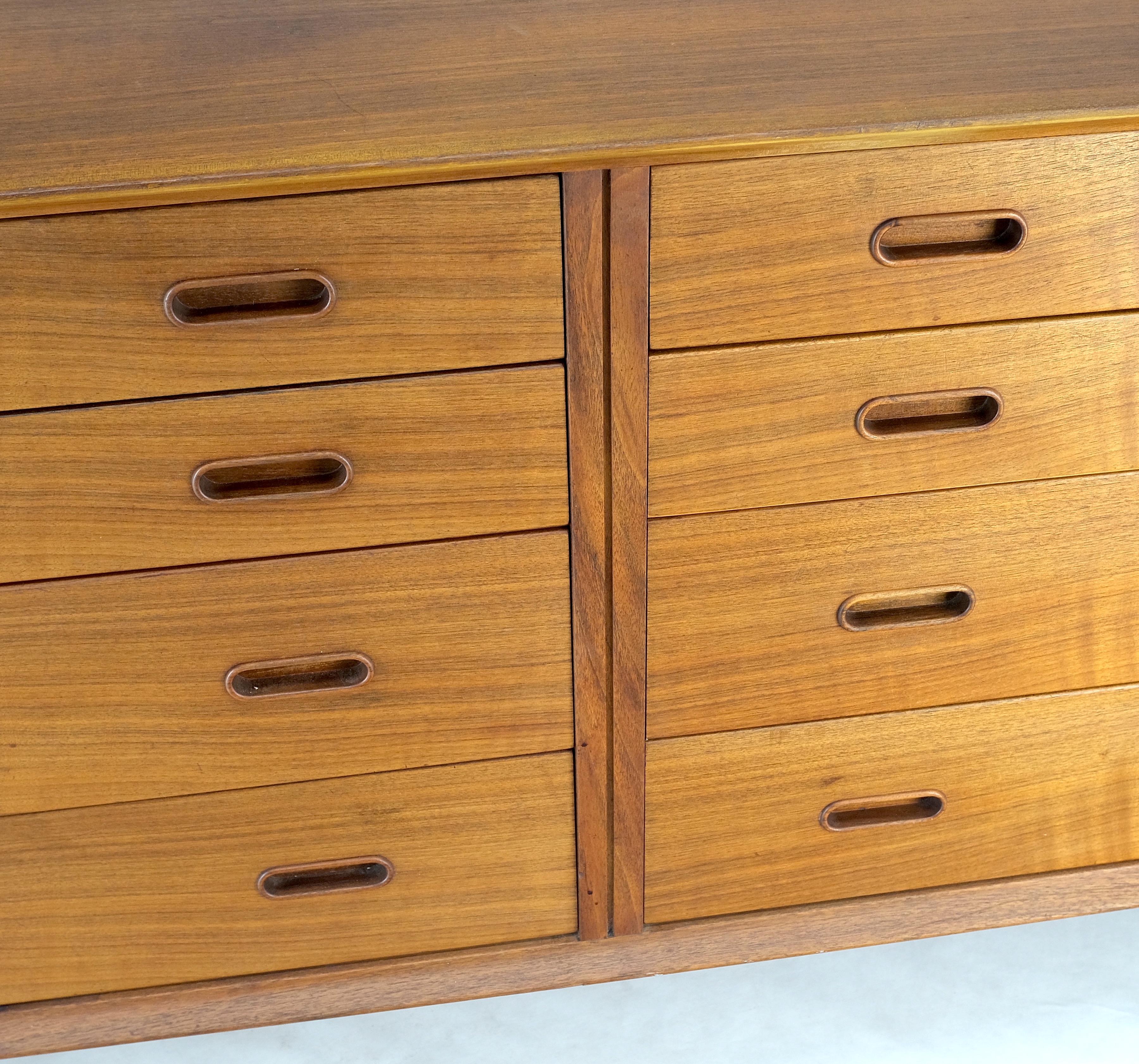 Vodder Sibast Danish Mid-Century Modern Teak Long 8 Drawers Credenza Dresser For Sale 4