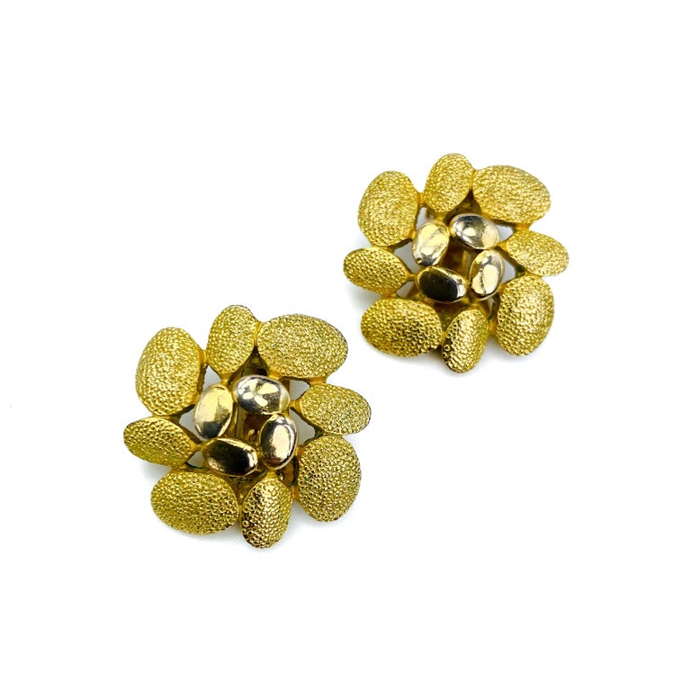 70’s Copper Clip Back Earrings main image 0