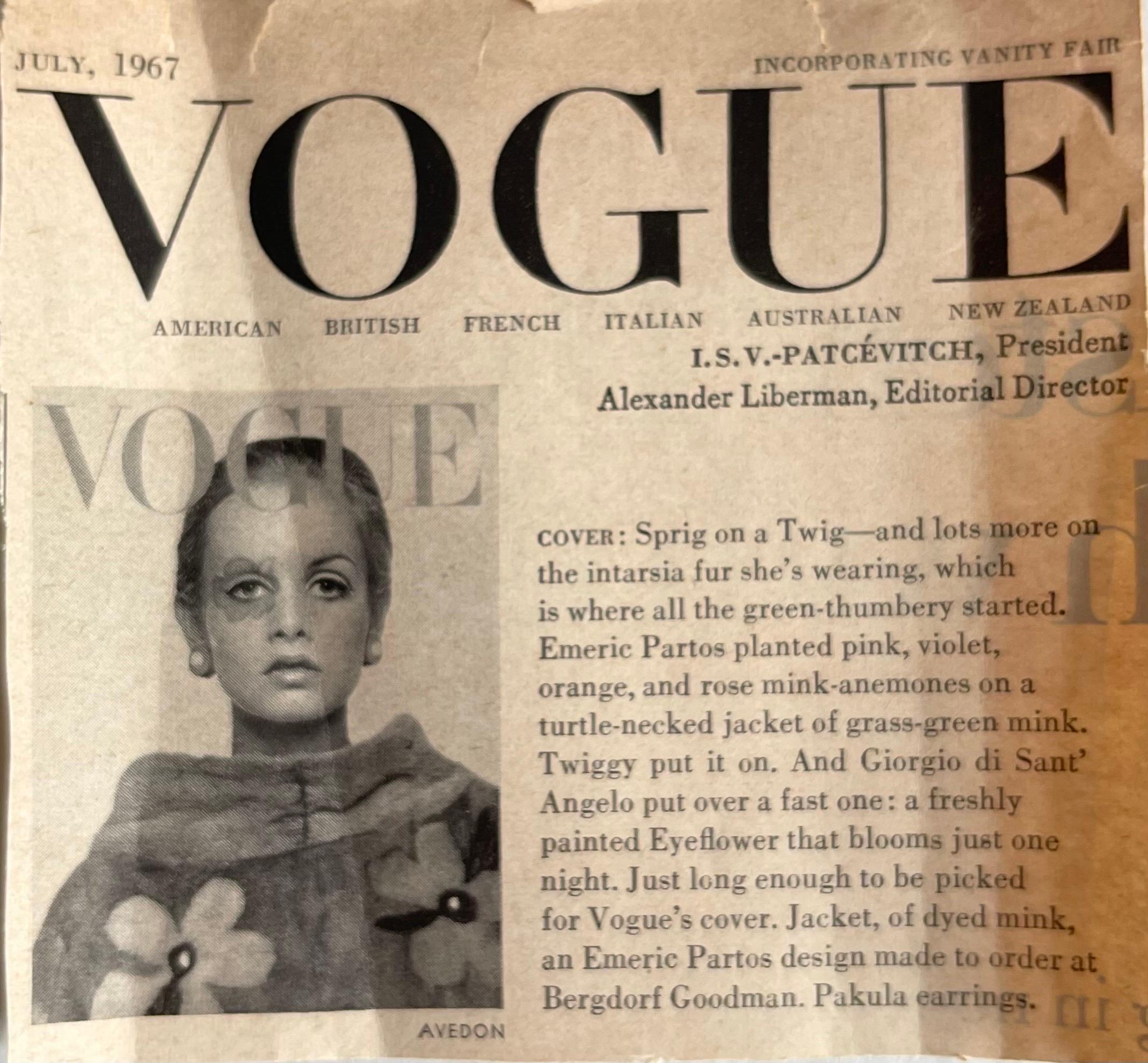 Vogue July 1967 Twiggy Cover Signed by Richard Avedon 2